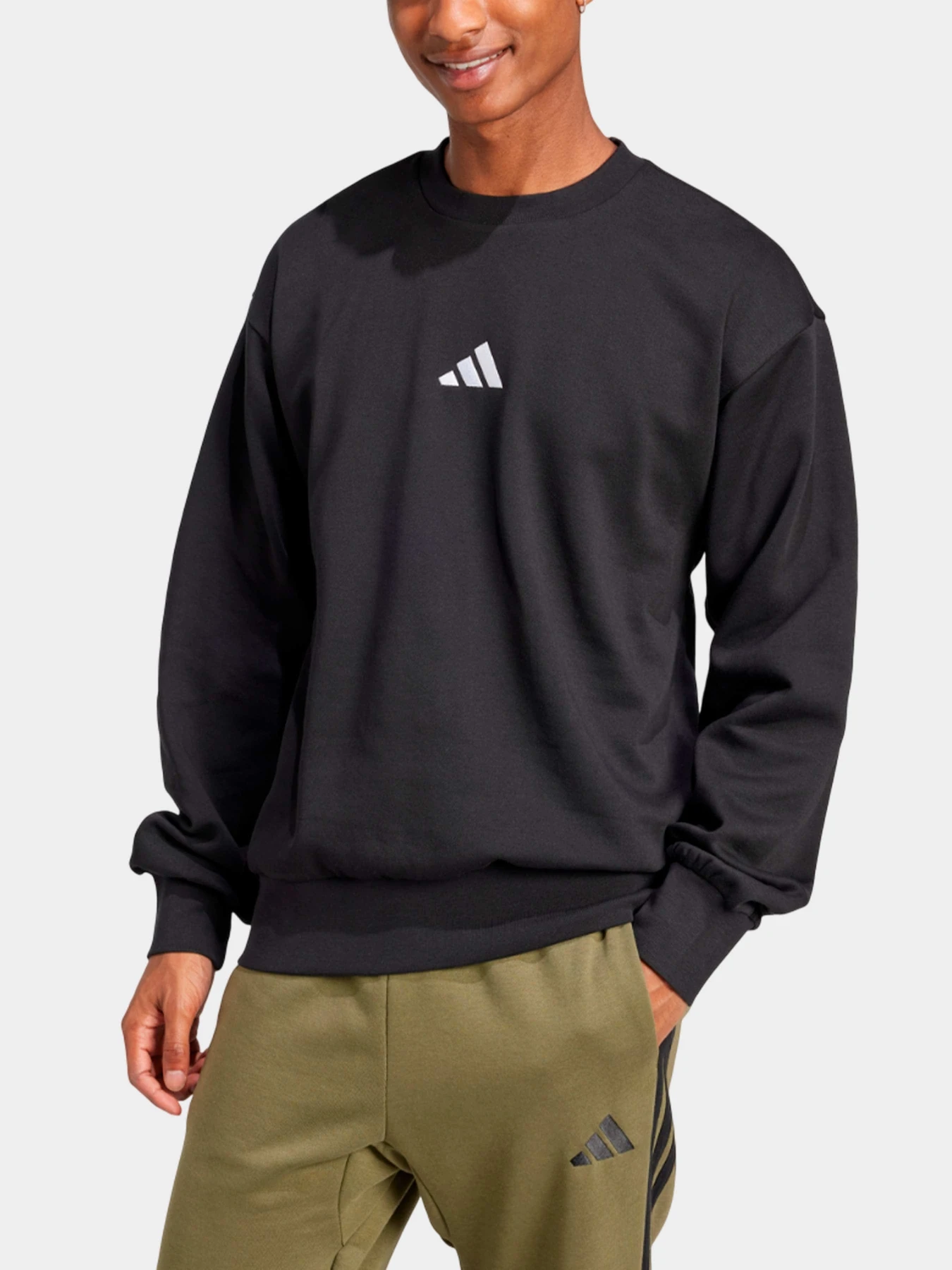 Худи и свитшоты Adidas модель JE3794 Худи и свитшоты Adidas модель JE3794 Фото