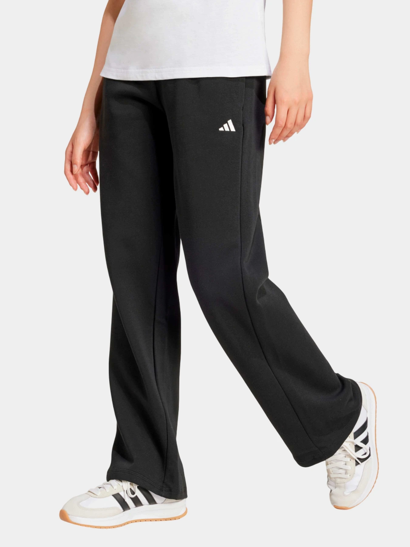 Брюки Adidas модель JC5921 Брюки Adidas модель JC5921 Фото