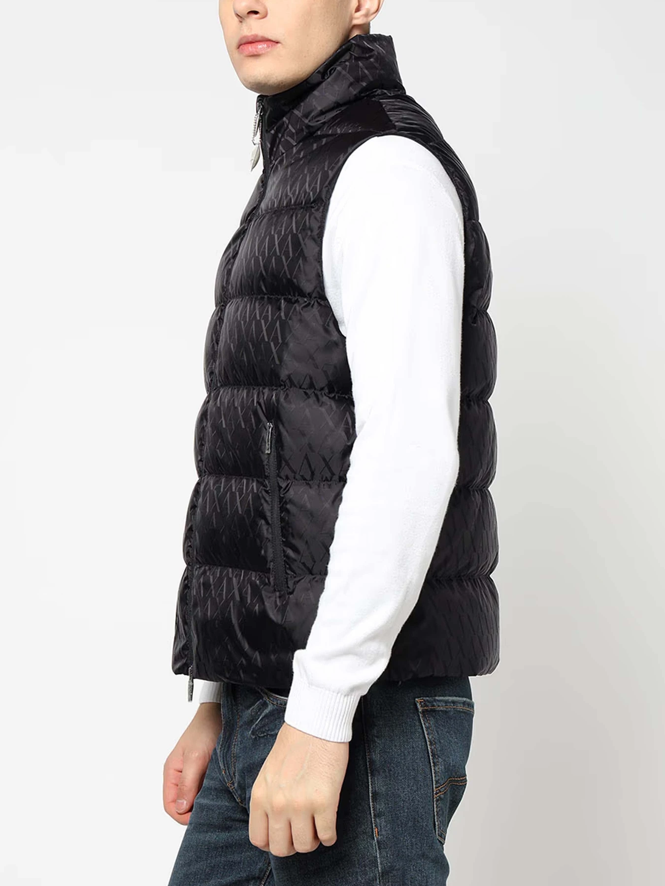Куртки и дубленки Armani Exchange модель XM001581-AF16628-UB101 Куртки и дубленки Armani Exchange модель XM001581-AF16628-UB101 Фото