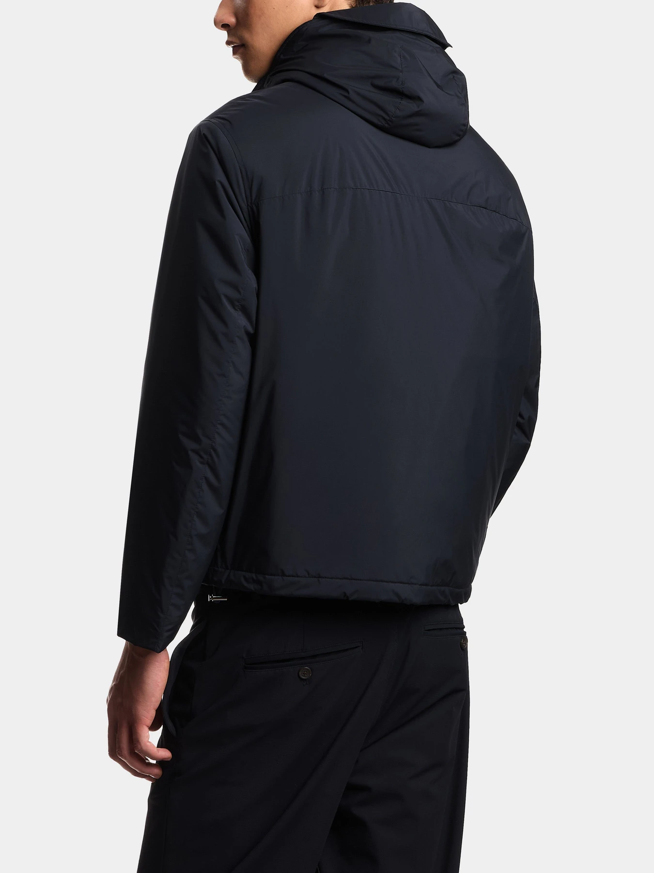 Куртки и дубленки Emporio Armani модель EM003042-AF18503-UB118 Куртки и дубленки Emporio Armani модель EM003042-AF18503-UB118 Фото