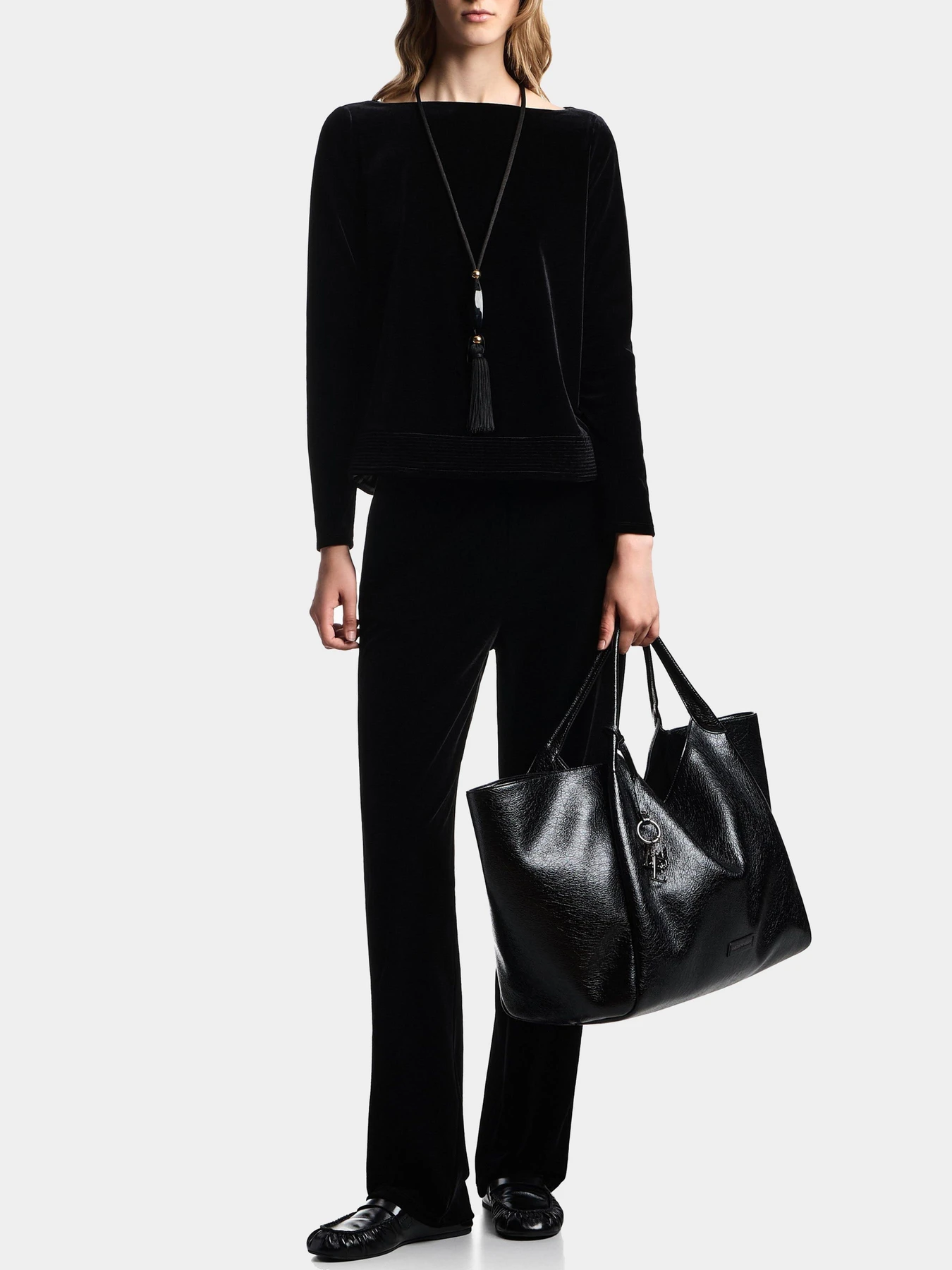 Брюки Emporio Armani модель EW001366-AF13341-UC001 Брюки Emporio Armani модель EW001366-AF13341-UC001 Фото