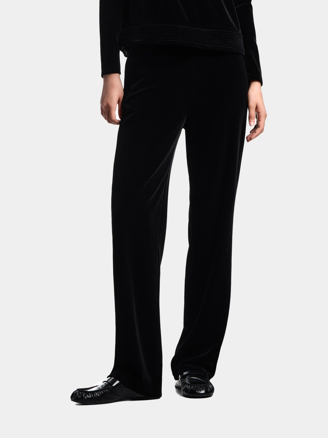 Брюки Emporio Armani модель EW001366-AF13341-UC001 Брюки Emporio Armani модель EW001366-AF13341-UC001 Фото