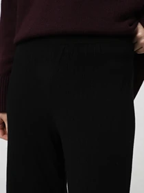 Брюки Emporio Armani модель EW003099-AF21539-UC001 Фото