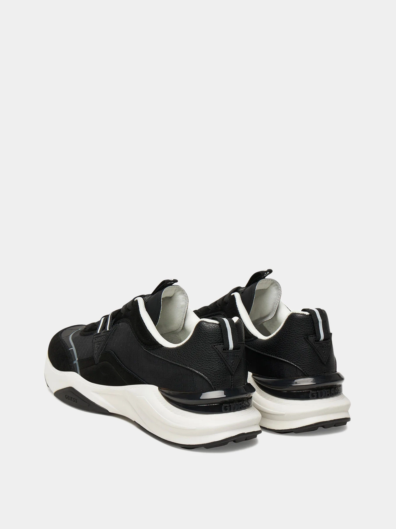 Кроссовки GUESS модель FMTVAL-FAB12-BLACK Кроссовки GUESS модель FMTVAL-FAB12-BLACK Фото