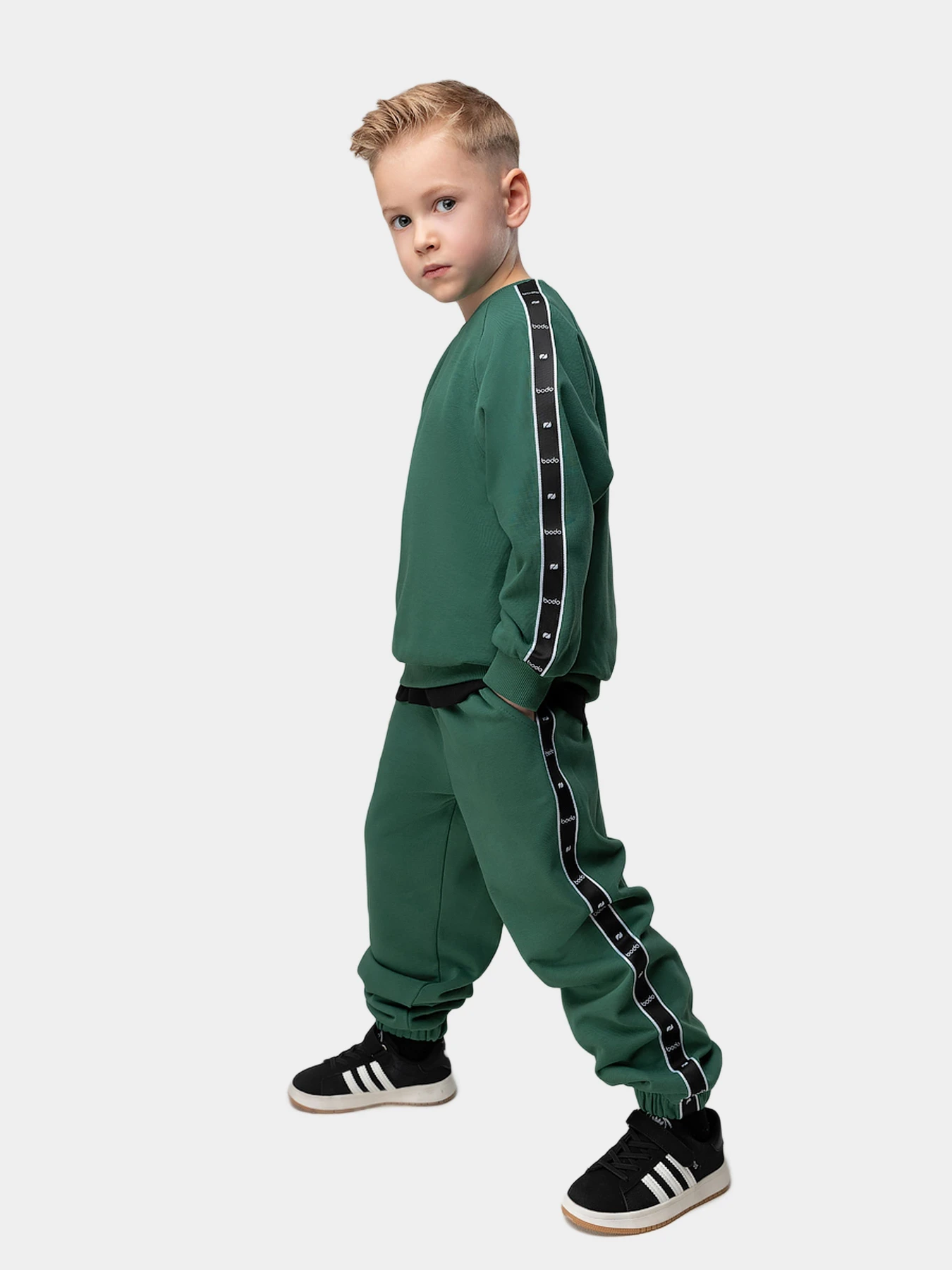 Костюмы BODO модель 11-583MU-emerald Костюмы BODO модель 11-583MU-emerald Фото