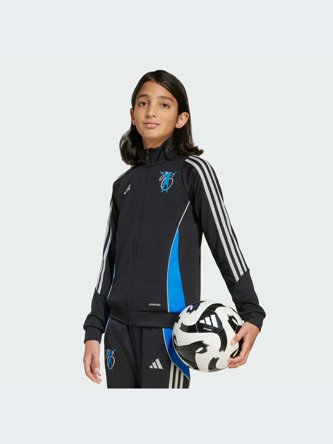 Худи и свитшоты Adidas модель JX3943-KZ Худи и свитшоты Adidas модель JX3943-KZ Фото