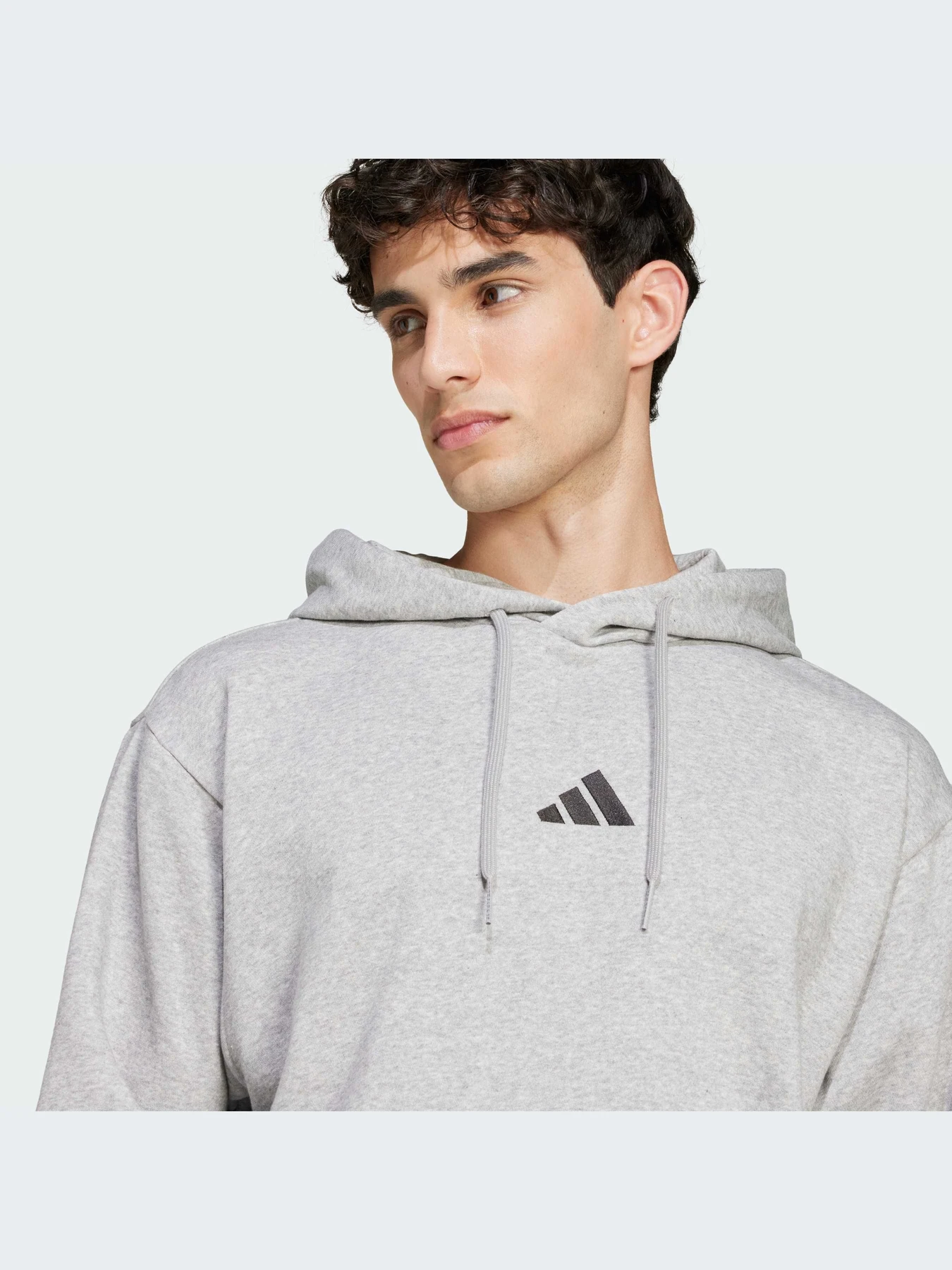 Худи и свитшоты Adidas модель JE3809-KZ Худи и свитшоты Adidas модель JE3809-KZ Фото