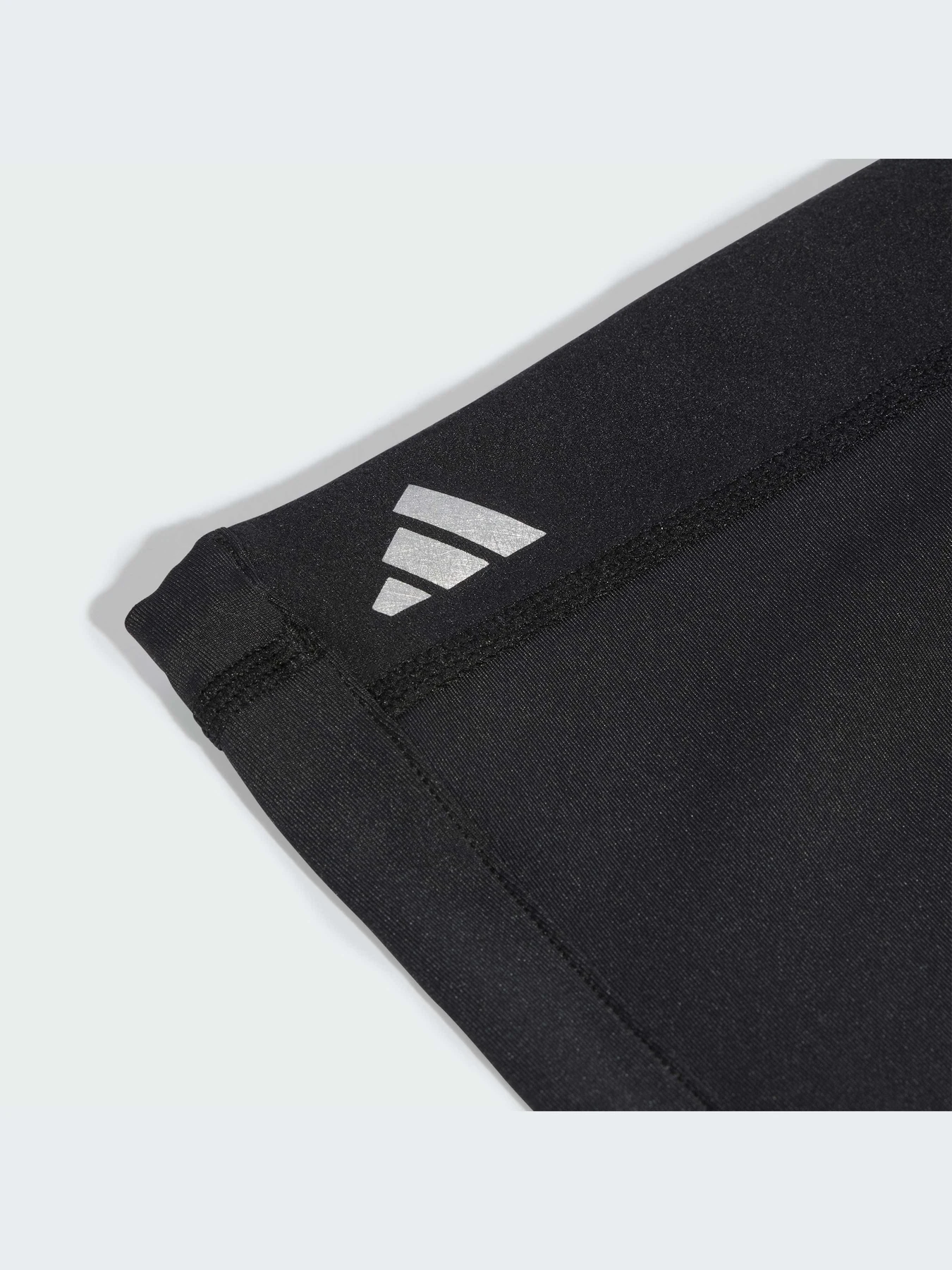 Шарфы и платки Adidas Clima модель JV5739-KZ Шарфы и платки Adidas Clima модель JV5739-KZ Фото