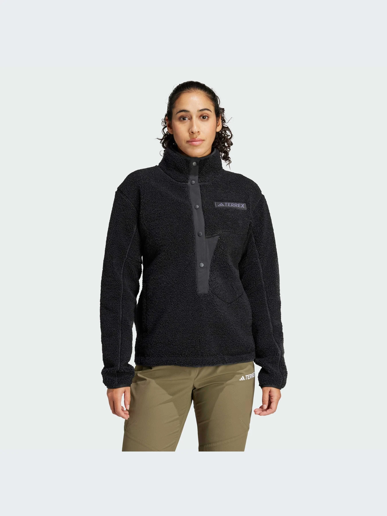 Худи и свитшоты Adidas модель IW0225-KZ Худи и свитшоты Adidas модель IW0225-KZ Фото