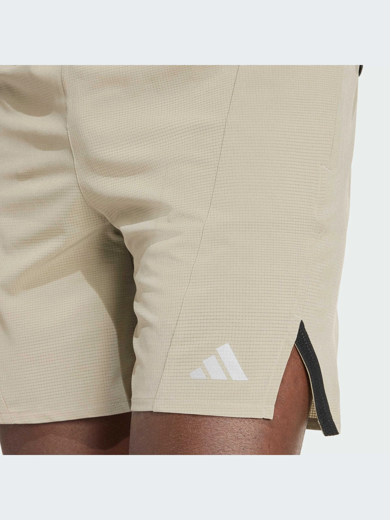Шорты Adidas модель JE3086-KZ Шорты Adidas модель JE3086-KZ Фото