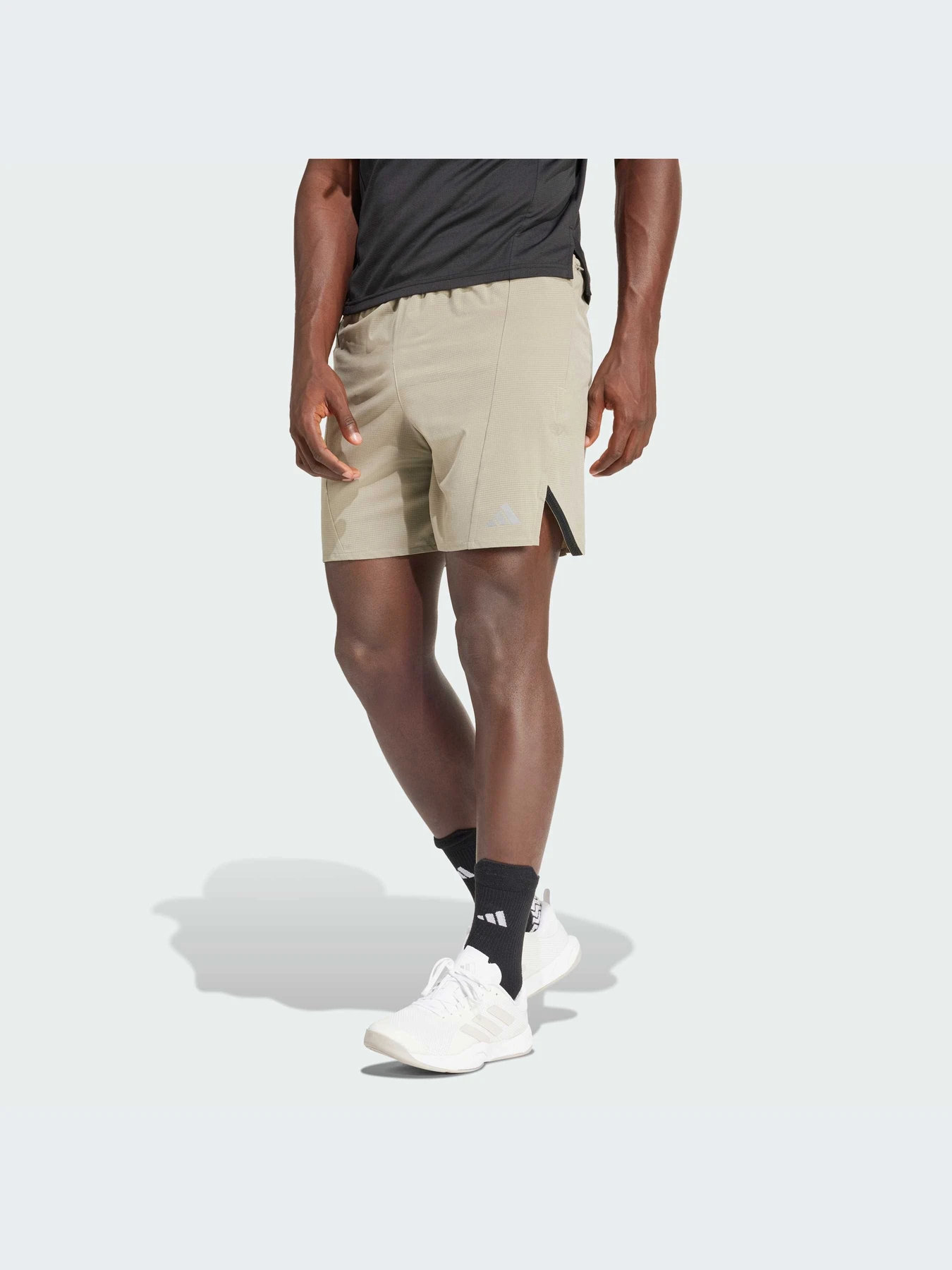 Шорты Adidas модель JE3086-KZ Шорты Adidas модель JE3086-KZ Фото