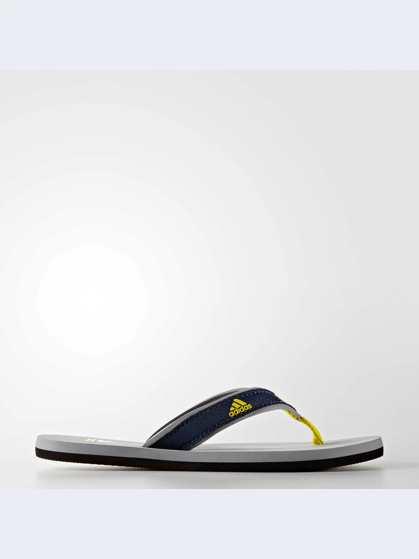 Шлёпанцы Adidas модель S80628-KZ Шлёпанцы Adidas модель S80628-KZ Фото