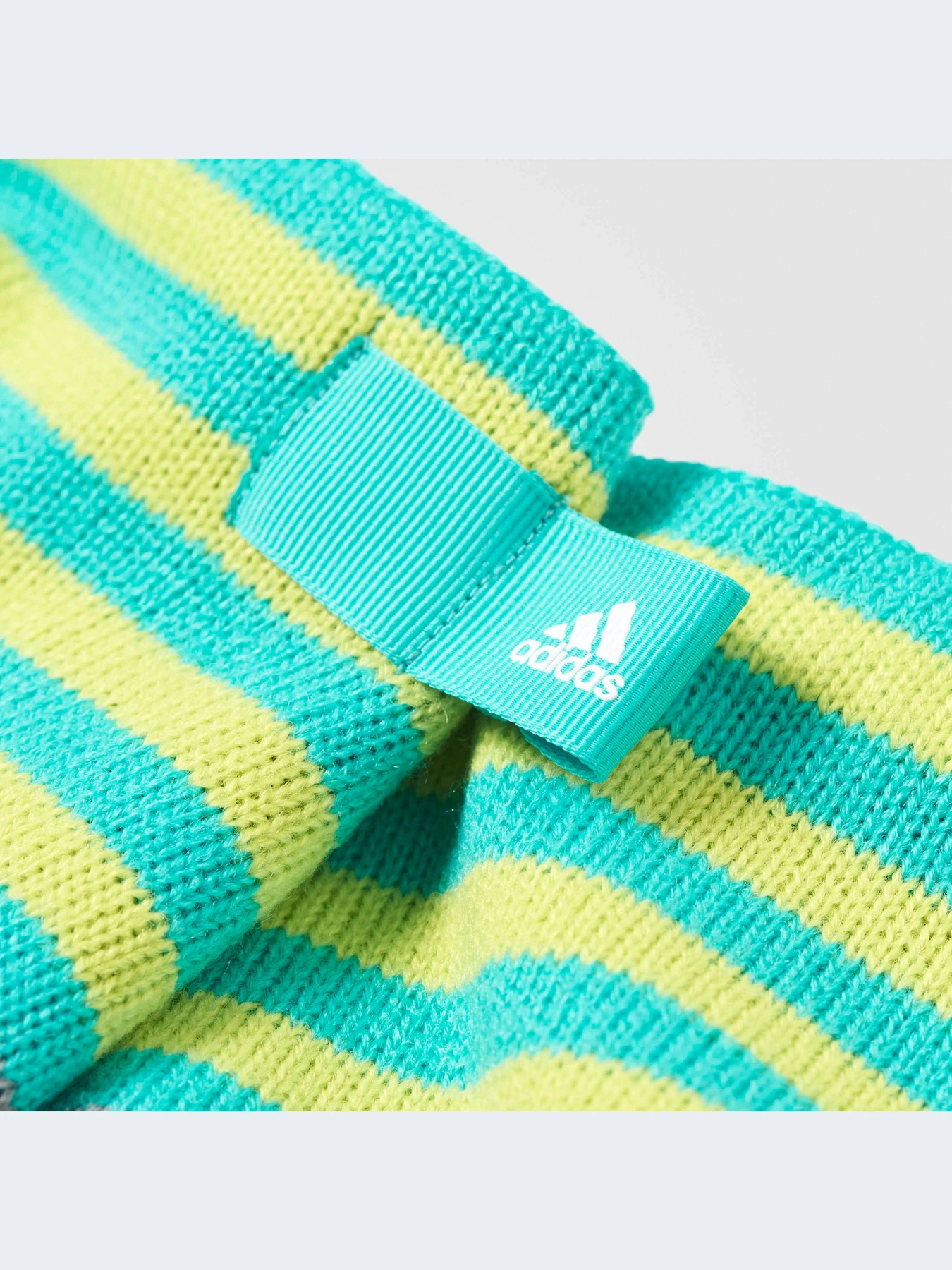 Шарфы и платки Adidas модель CD3036-KZ Шарфы и платки Adidas модель CD3036-KZ Фото