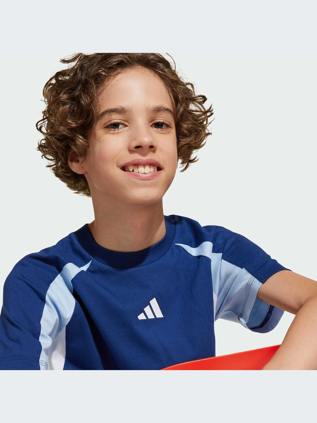 Футболки и поло Adidas модель JD0060-KZ Футболки и поло Adidas модель JD0060-KZ Фото