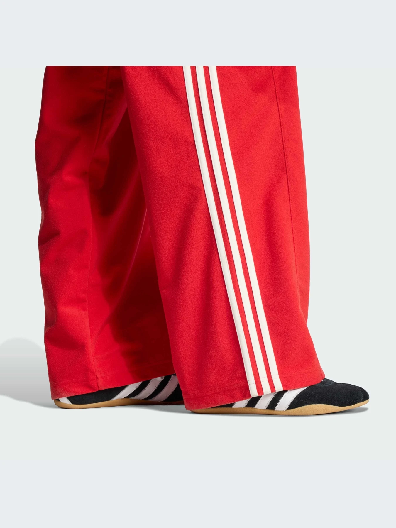 Брюки Adidas модель JY2390-KZ Брюки Adidas модель JY2390-KZ Фото