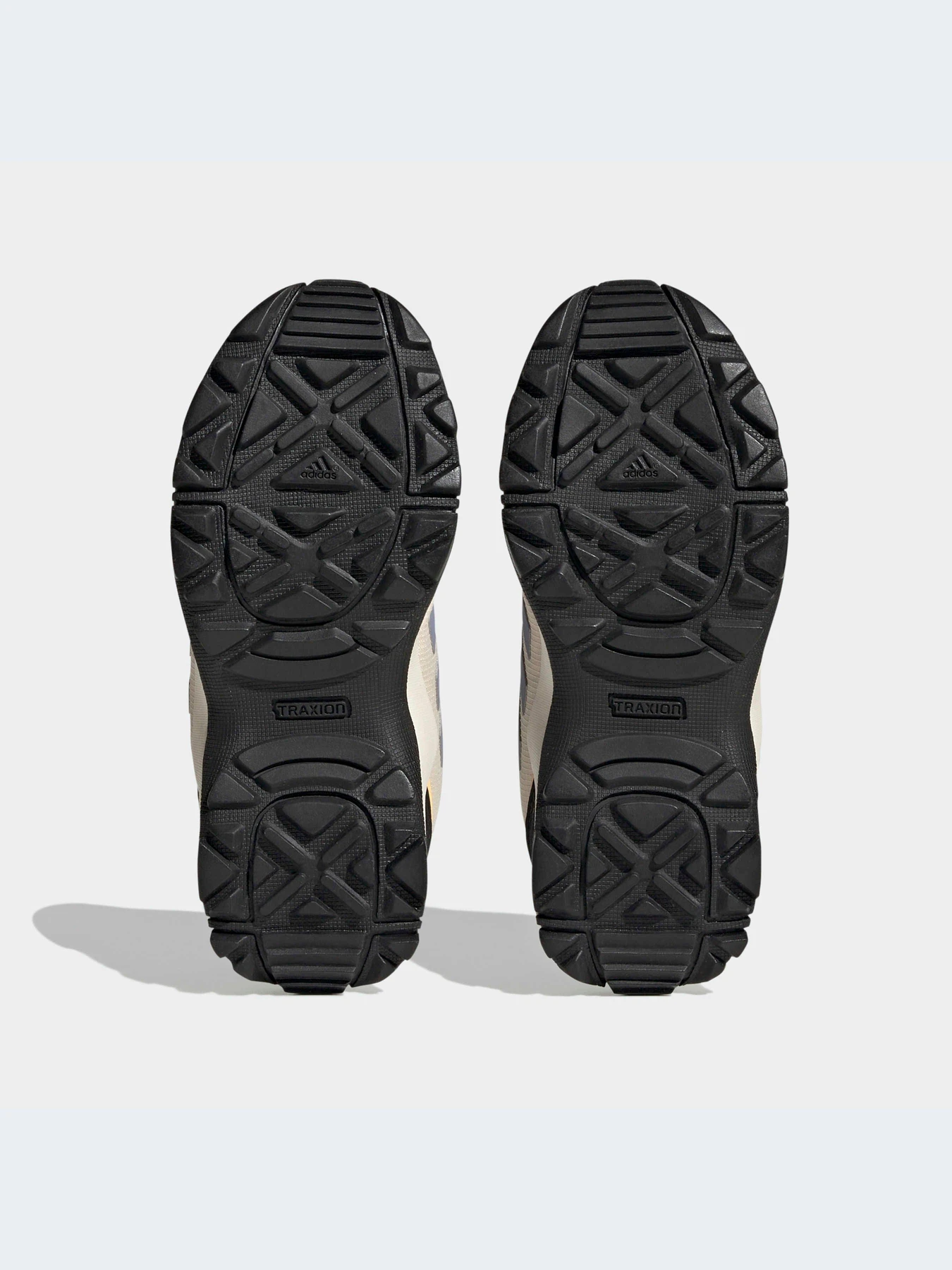 Кроссовки Adidas модель HQ5824-KZ Кроссовки Adidas модель HQ5824-KZ Фото