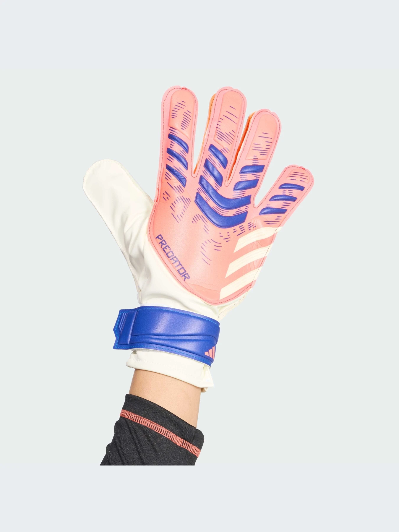 Перчатки и варежки Adidas Predator модель JN5355-KZ Перчатки и варежки Adidas Predator модель JN5355-KZ Фото