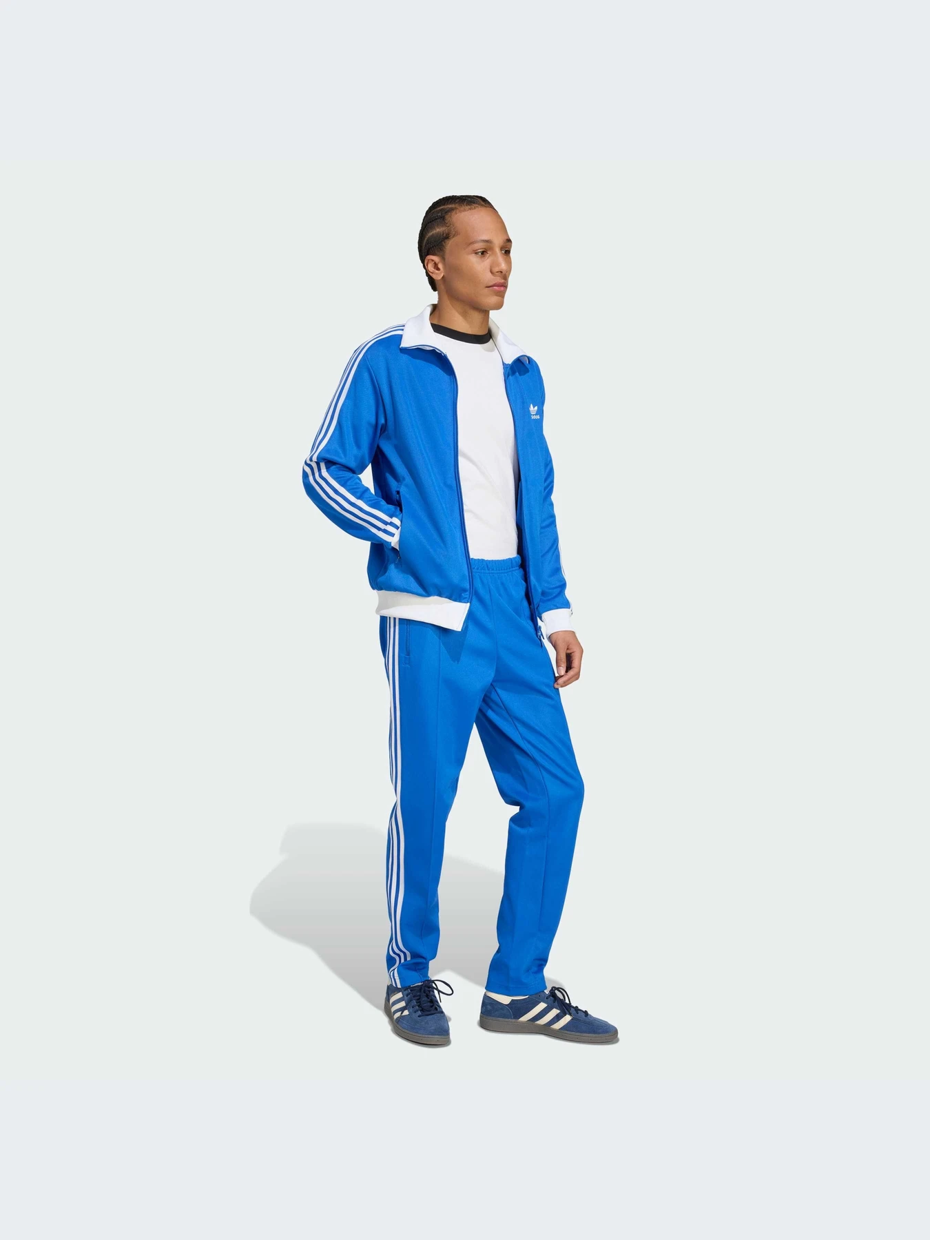 Брюки Adidas Adicolor модель KA0838-KZ Брюки Adidas Adicolor модель KA0838-KZ Фото