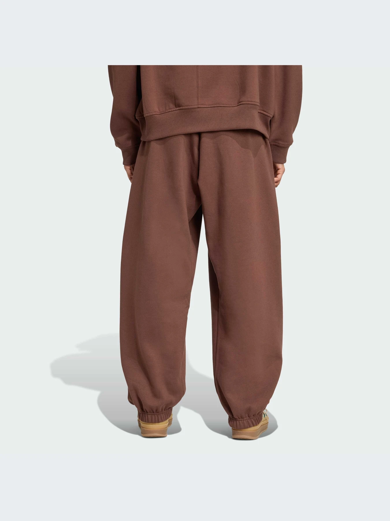 Брюки Adidas модель JW0986-KZ Брюки Adidas модель JW0986-KZ Фото