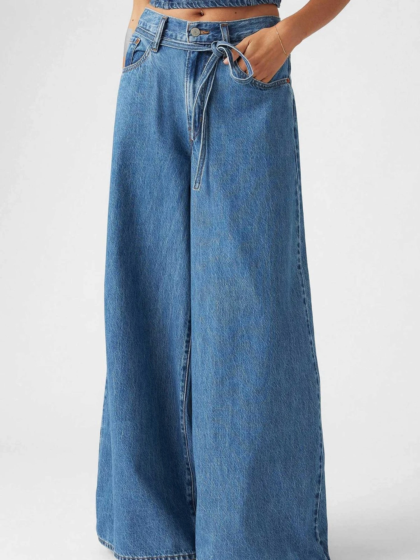 Джинсы Levi's модель 001T3;0002 Джинсы Levi's модель 001T3;0002 Фото