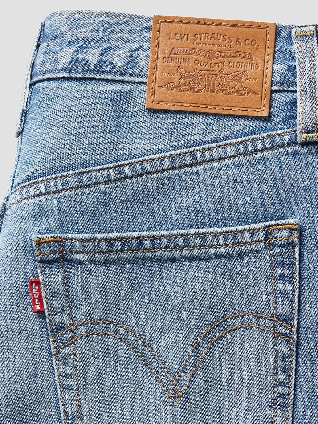 Джинсы Levi's модель A6081;0020 Фото