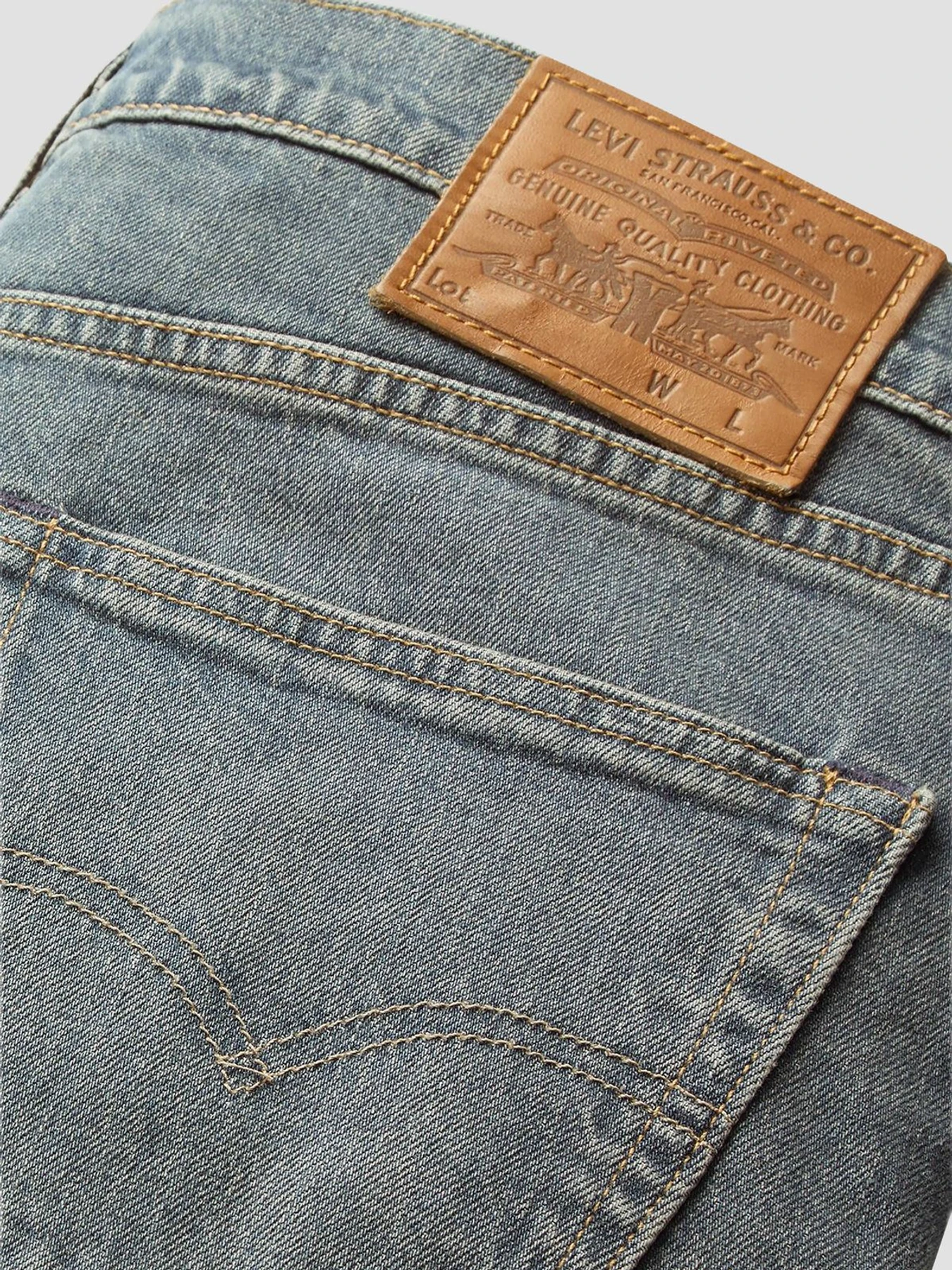 Джинсы Levi's модель 29507;1680 Фото