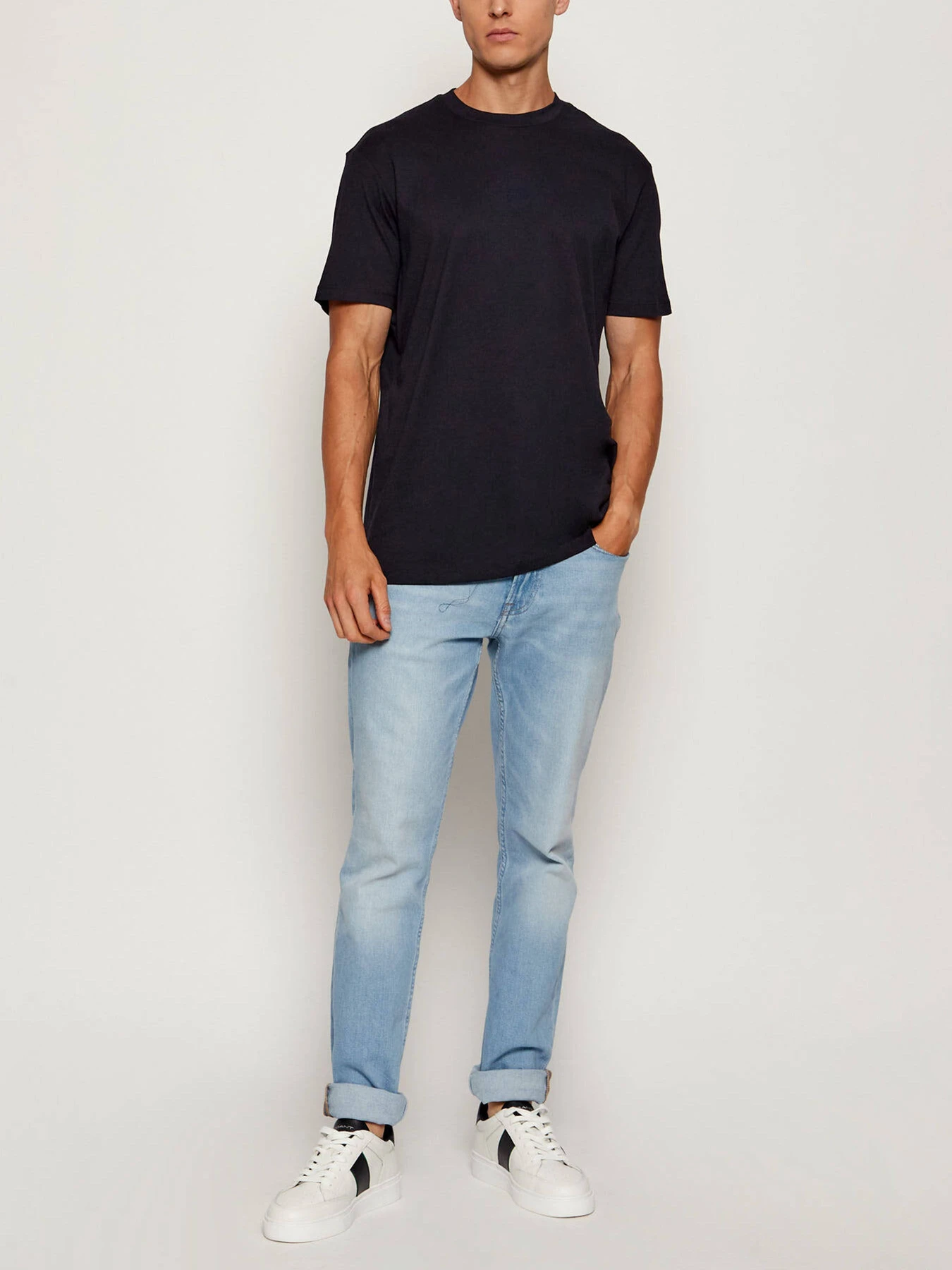Футболки и поло Armani Exchange модель XM001442-AF10358-UB101 Фото