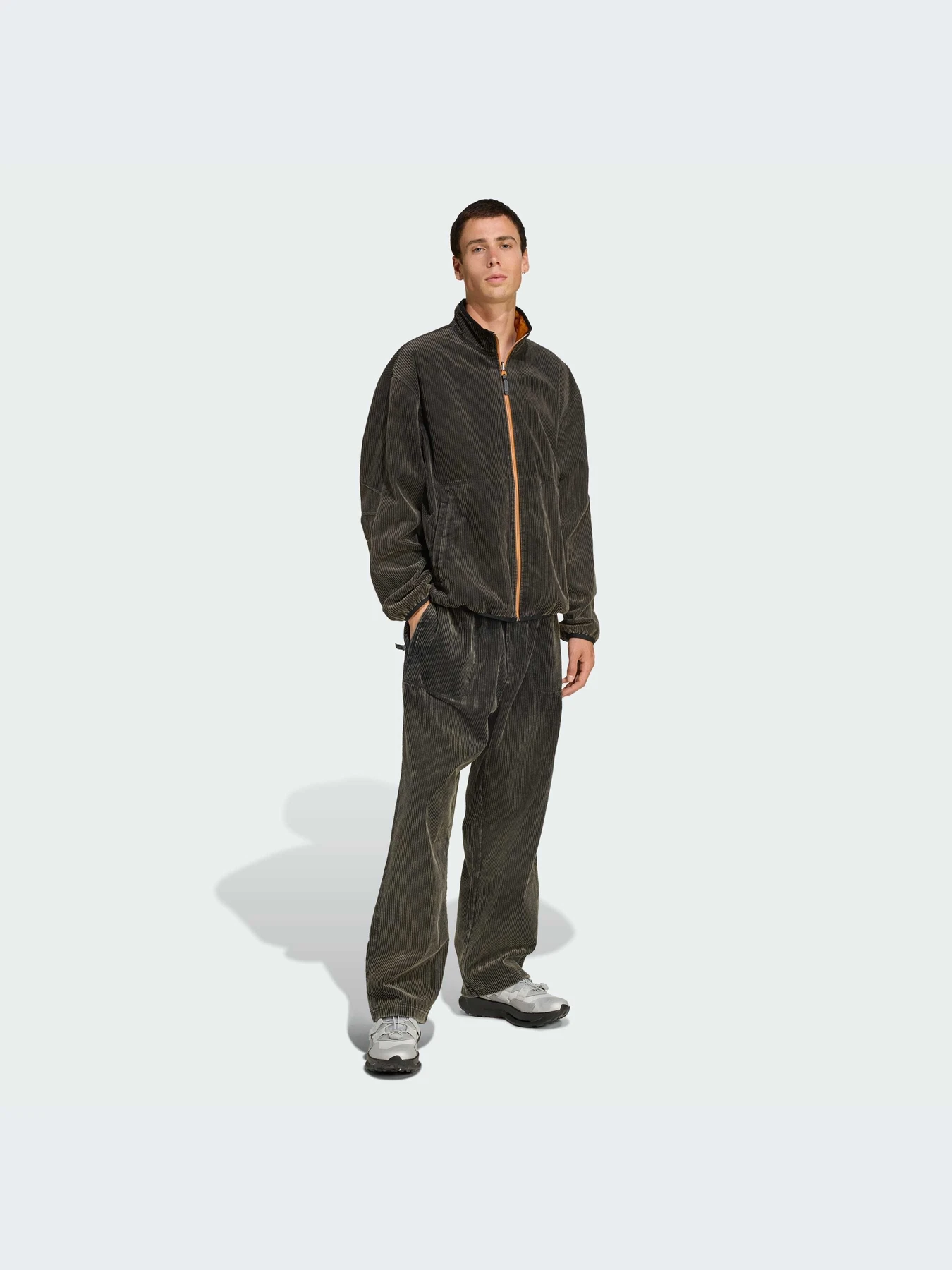 Брюки Adidas модель JV7658-KZ Брюки Adidas модель JV7658-KZ Фото
