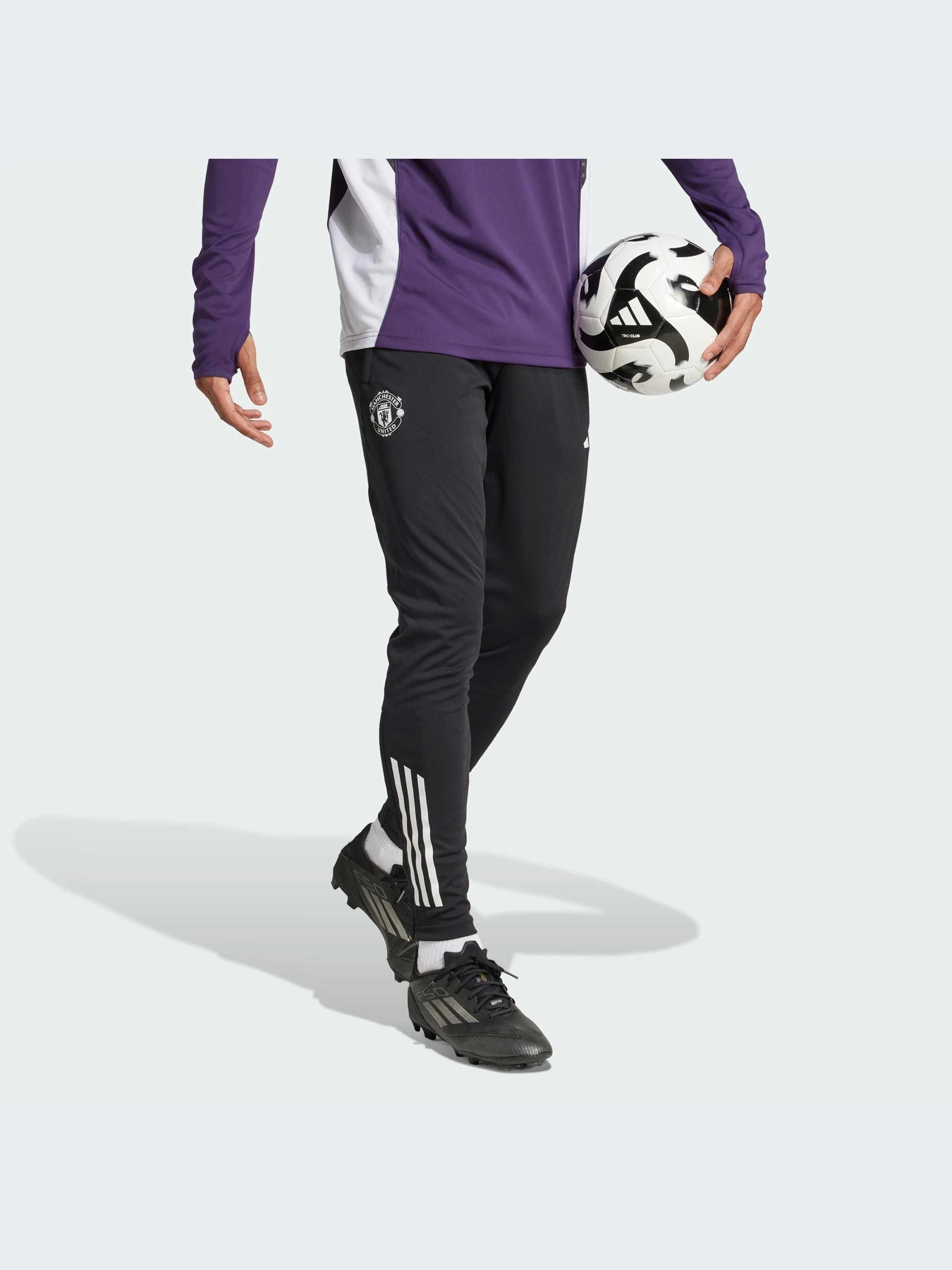 Брюки Adidas Tiro модель JP3118-KZ Брюки Adidas Tiro модель JP3118-KZ Фото