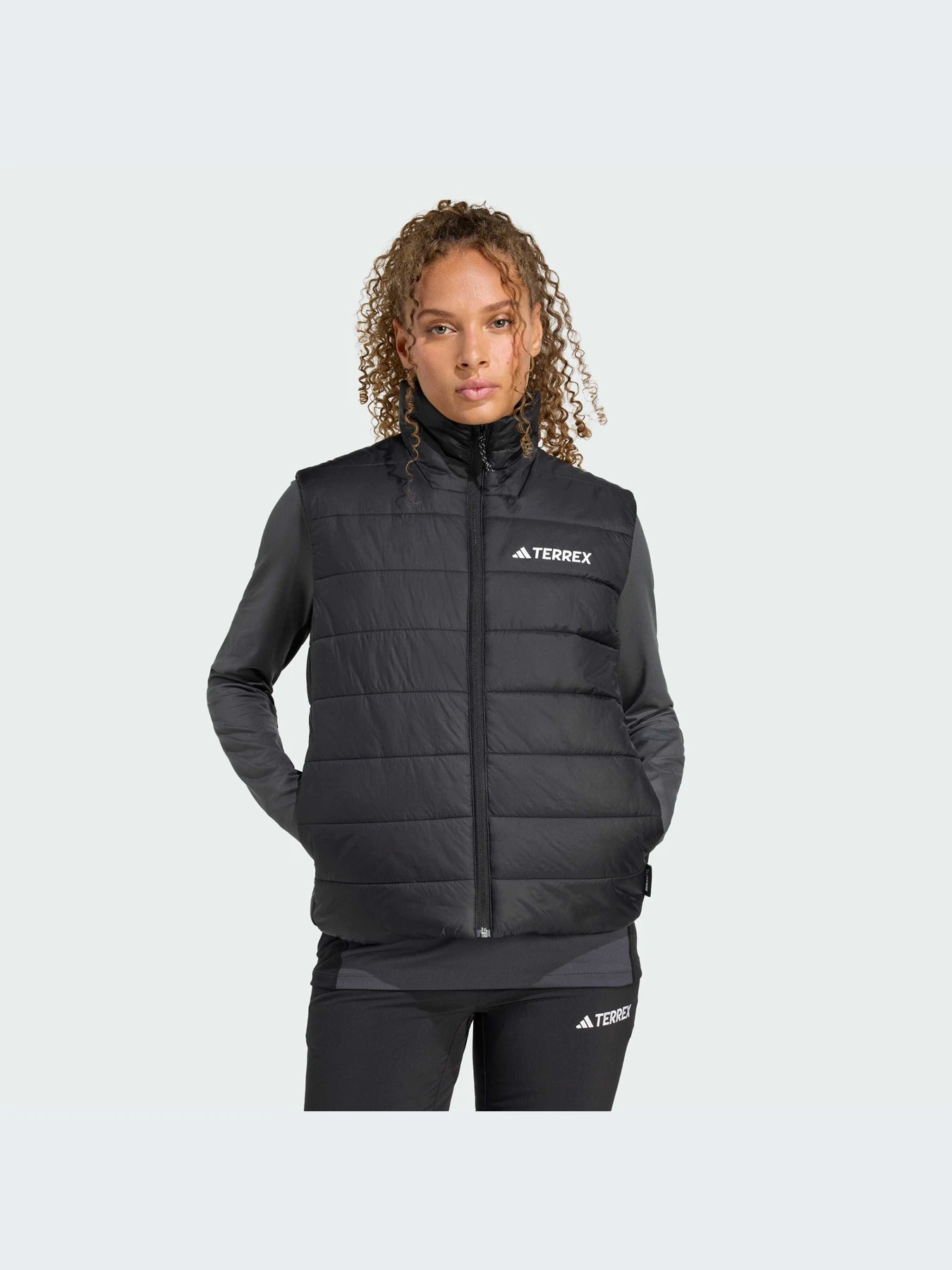 Куртки и дубленки Adidas модель KA9737-KZ Куртки и дубленки Adidas модель KA9737-KZ Фото