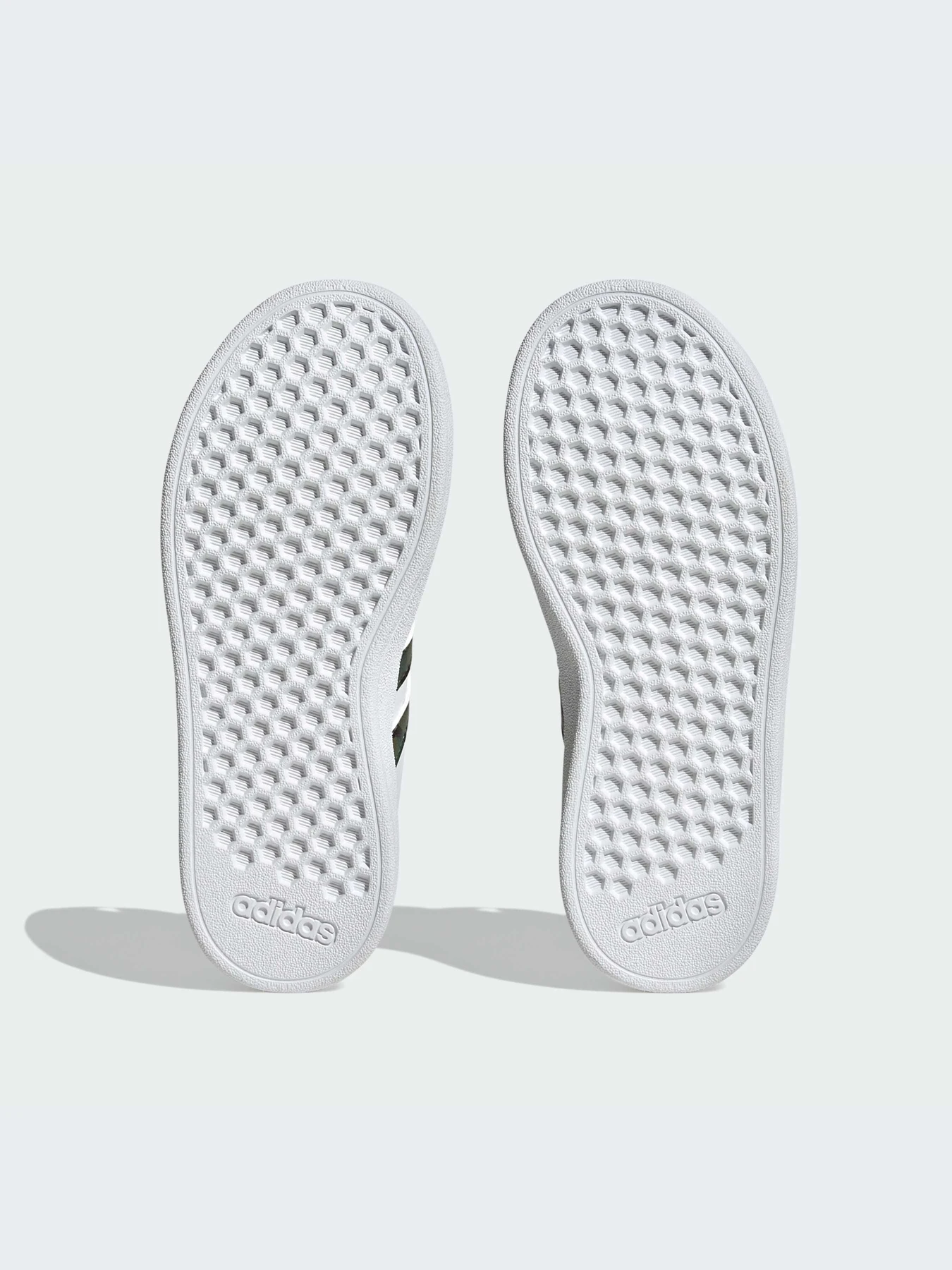 Кроссовки Adidas модель IF2885-KZ Кроссовки Adidas модель IF2885-KZ Фото