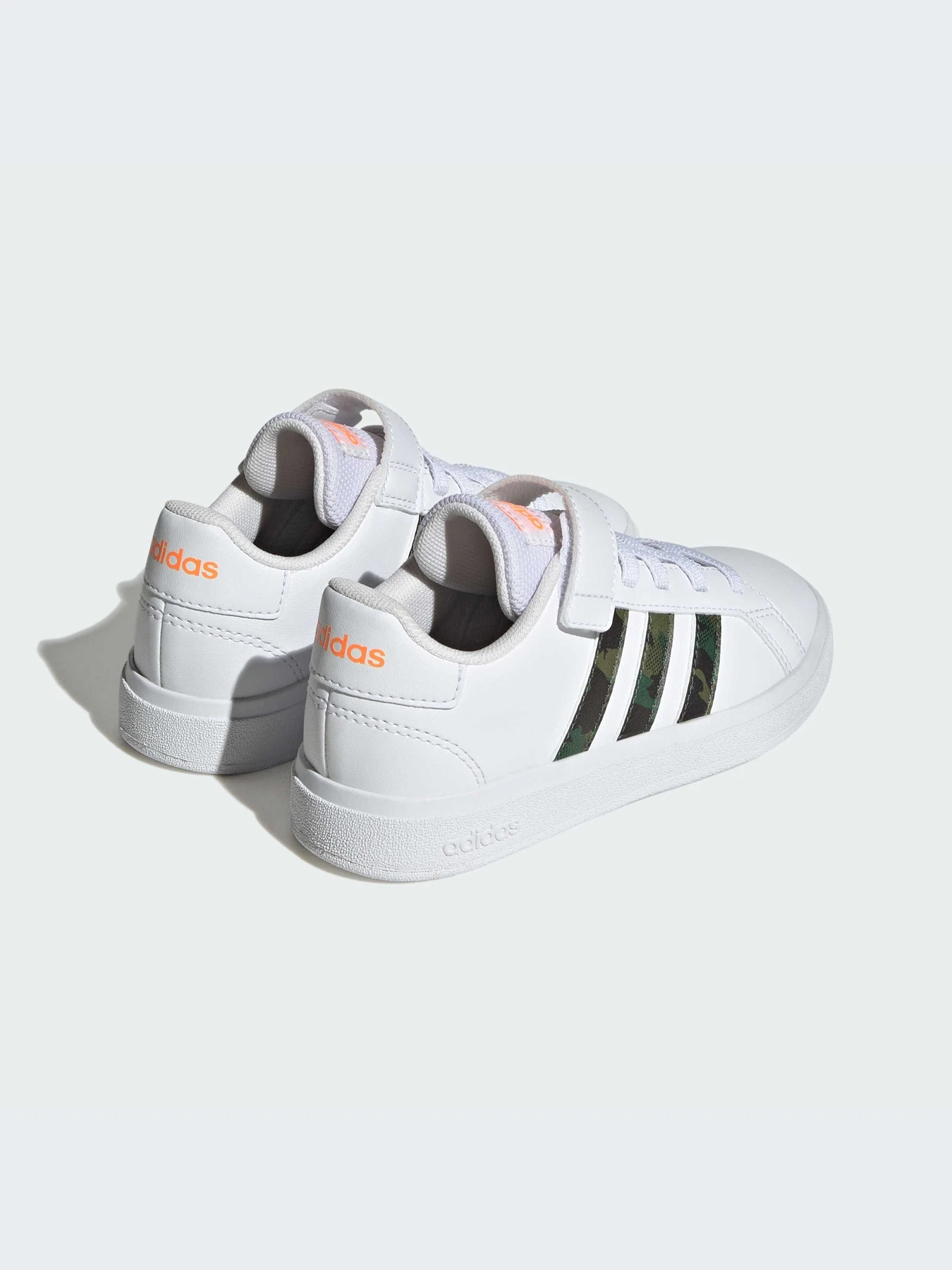 Кроссовки Adidas модель IF2885-KZ Кроссовки Adidas модель IF2885-KZ Фото