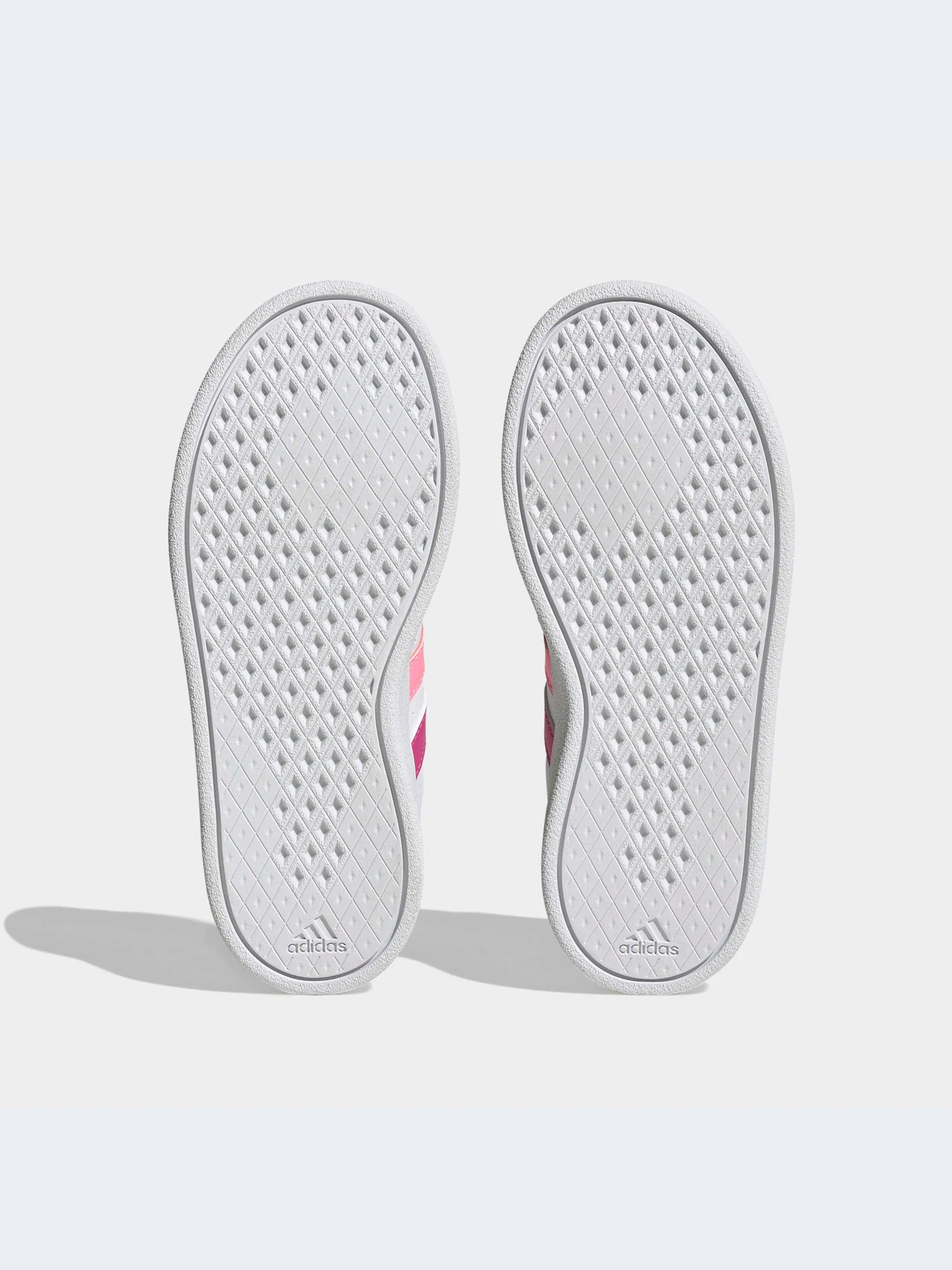 Кроссовки Adidas модель HP8966-KZ Кроссовки Adidas модель HP8966-KZ Фото
