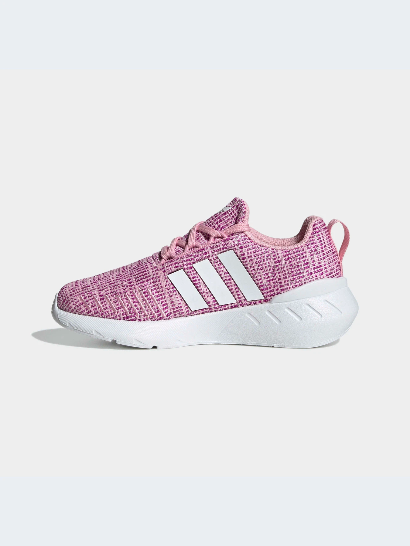 Кроссовки Adidas Swift модель GW8181-KZ Кроссовки Adidas Swift модель GW8181-KZ Фото