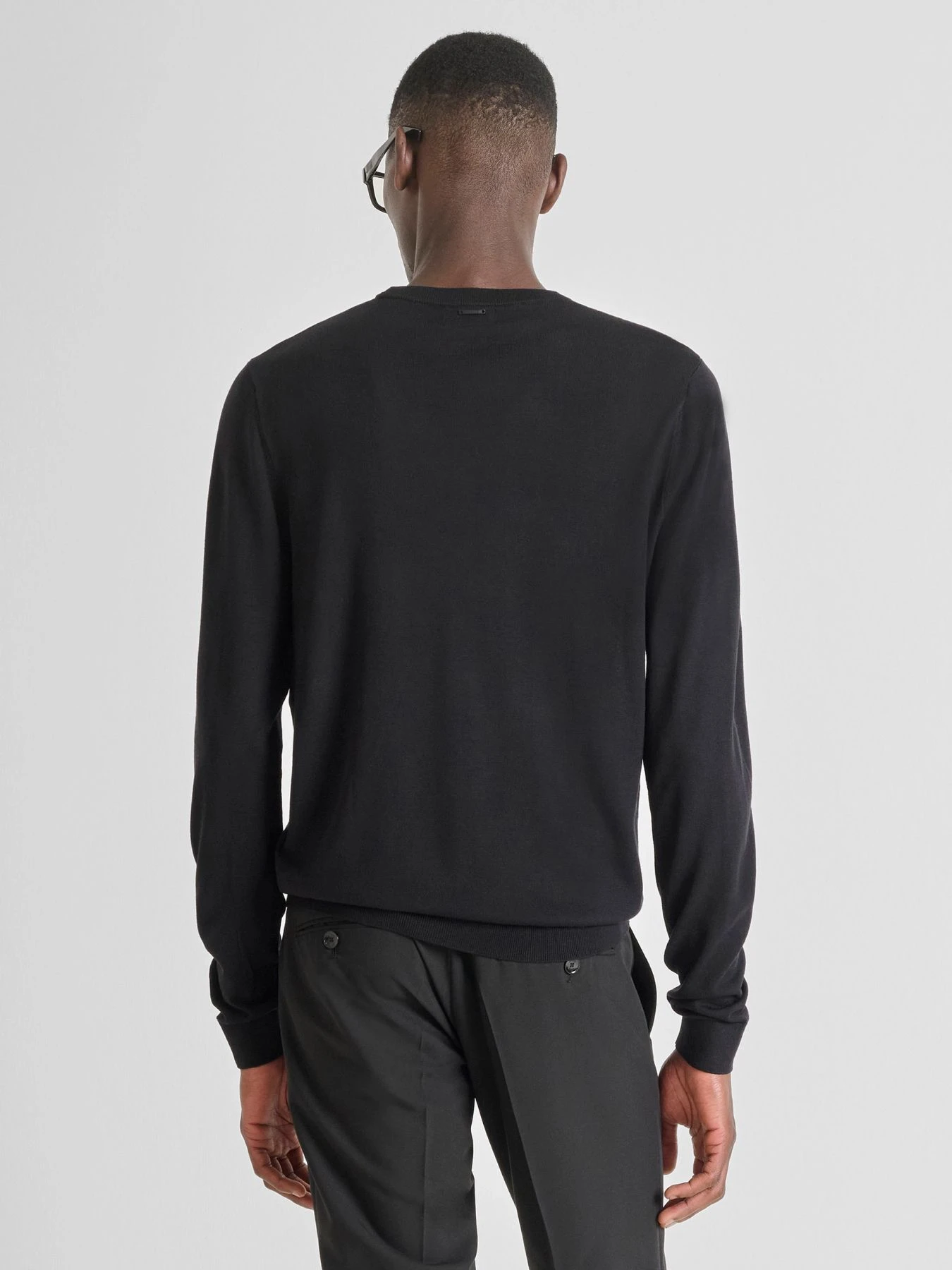 Худи и свитшоты Antony Morato модель MMSW01537-YA400145-9000 Фото