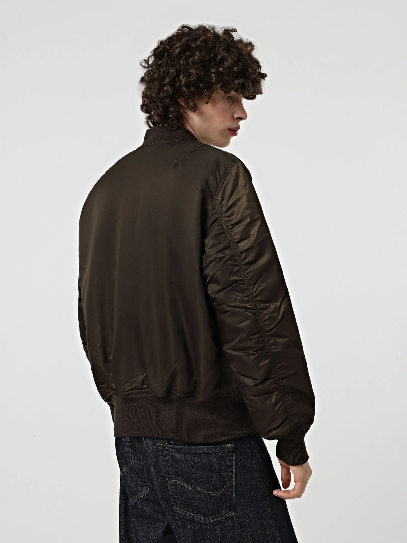Куртки и дубленки Alpha Industries модель MJM21000C1_225 Куртки и дубленки Alpha Industries модель MJM21000C1_225 Фото