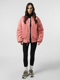 Куртки и дубленки Alpha Industries модель MJM21000C1_652 Фото