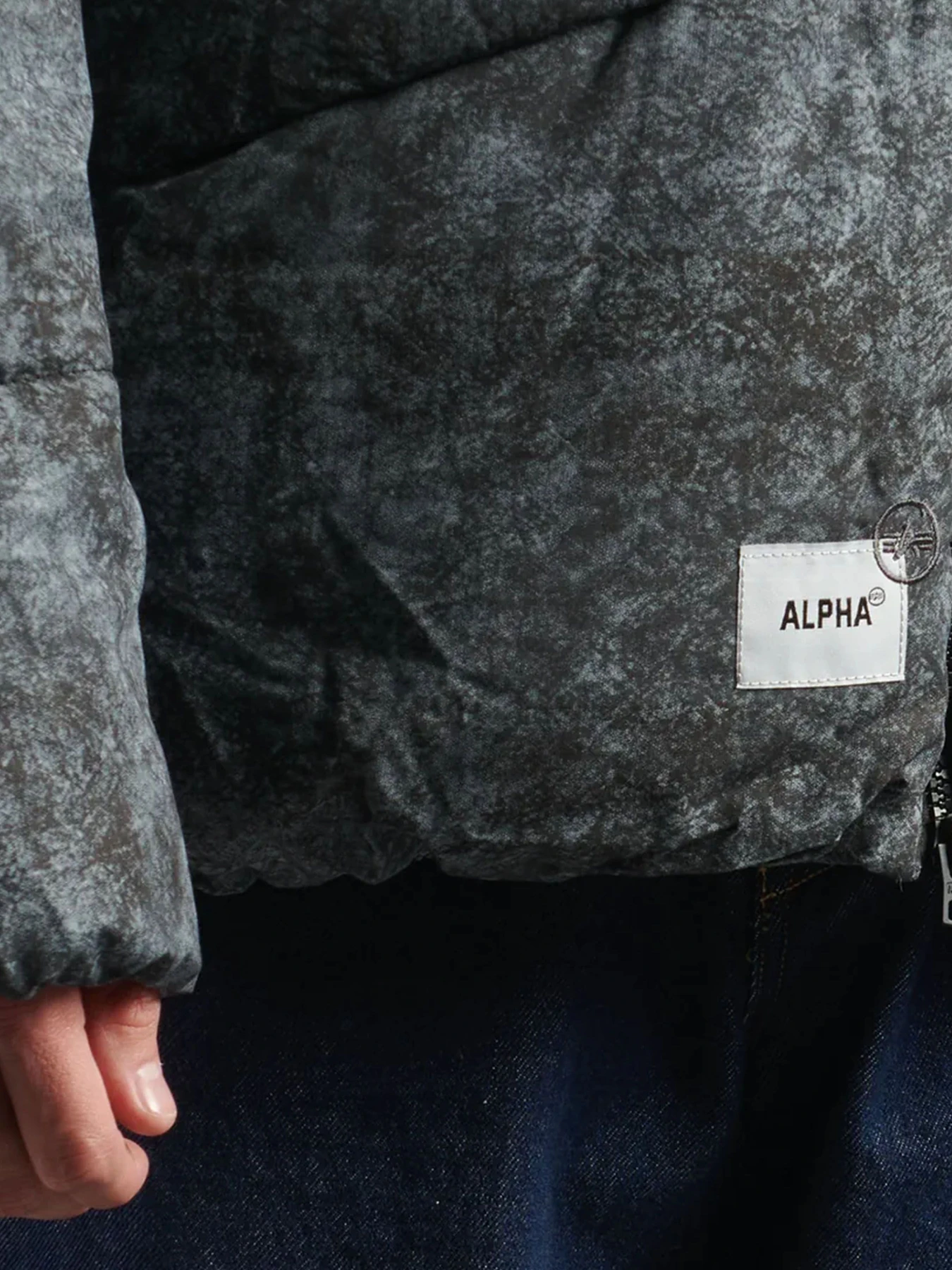 Куртки и дубленки Alpha Industries модель MJU55504C1_083 Куртки и дубленки Alpha Industries модель MJU55504C1_083 Фото