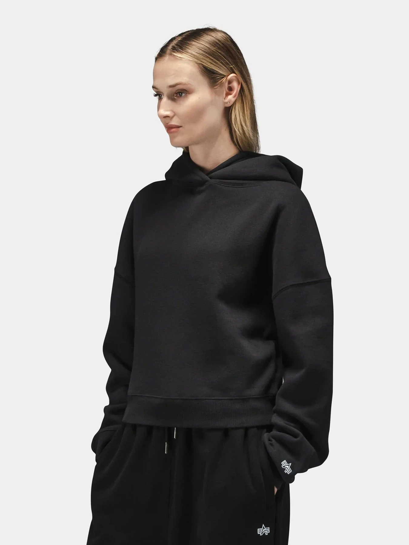 Худи и свитшоты Alpha Industries модель WSE55500C1_001 Худи и свитшоты Alpha Industries модель WSE55500C1_001 Фото