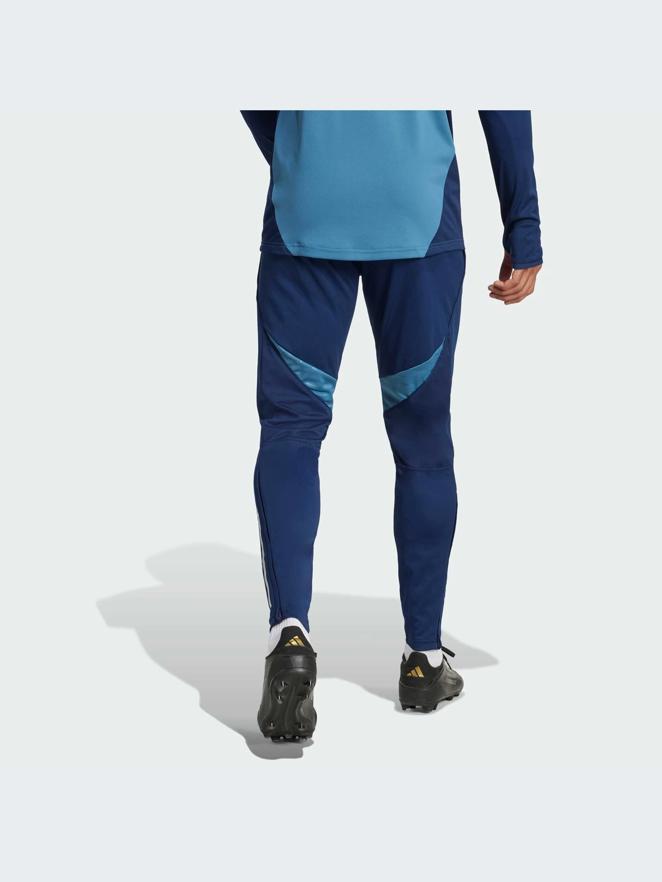 Брюки Adidas Tiro модель JJ1785-KZ Брюки Adidas Tiro модель JJ1785-KZ Фото