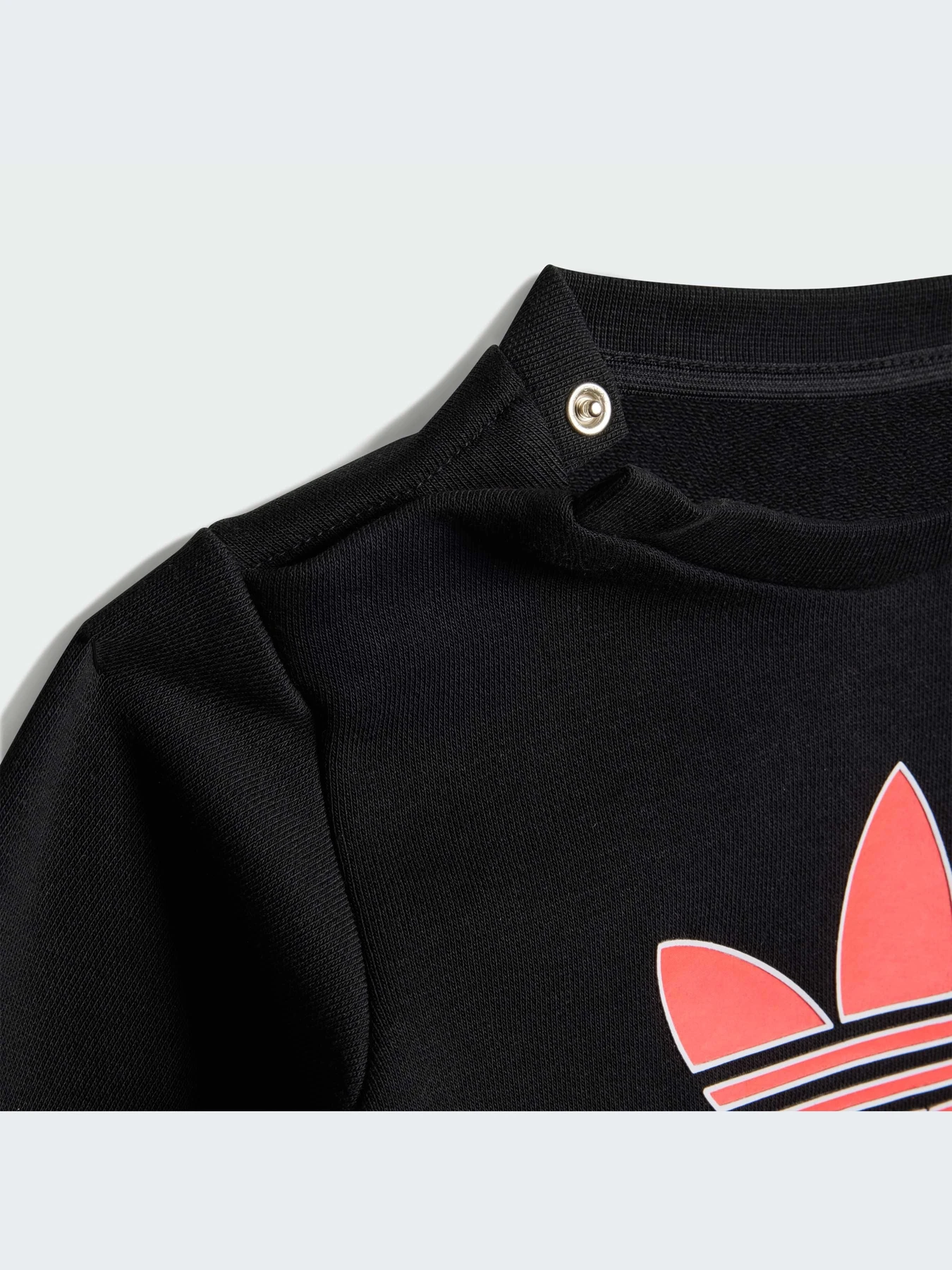 Костюмы Adidas Adicolor модель JW5299-KZ Костюмы Adidas Adicolor модель JW5299-KZ Фото