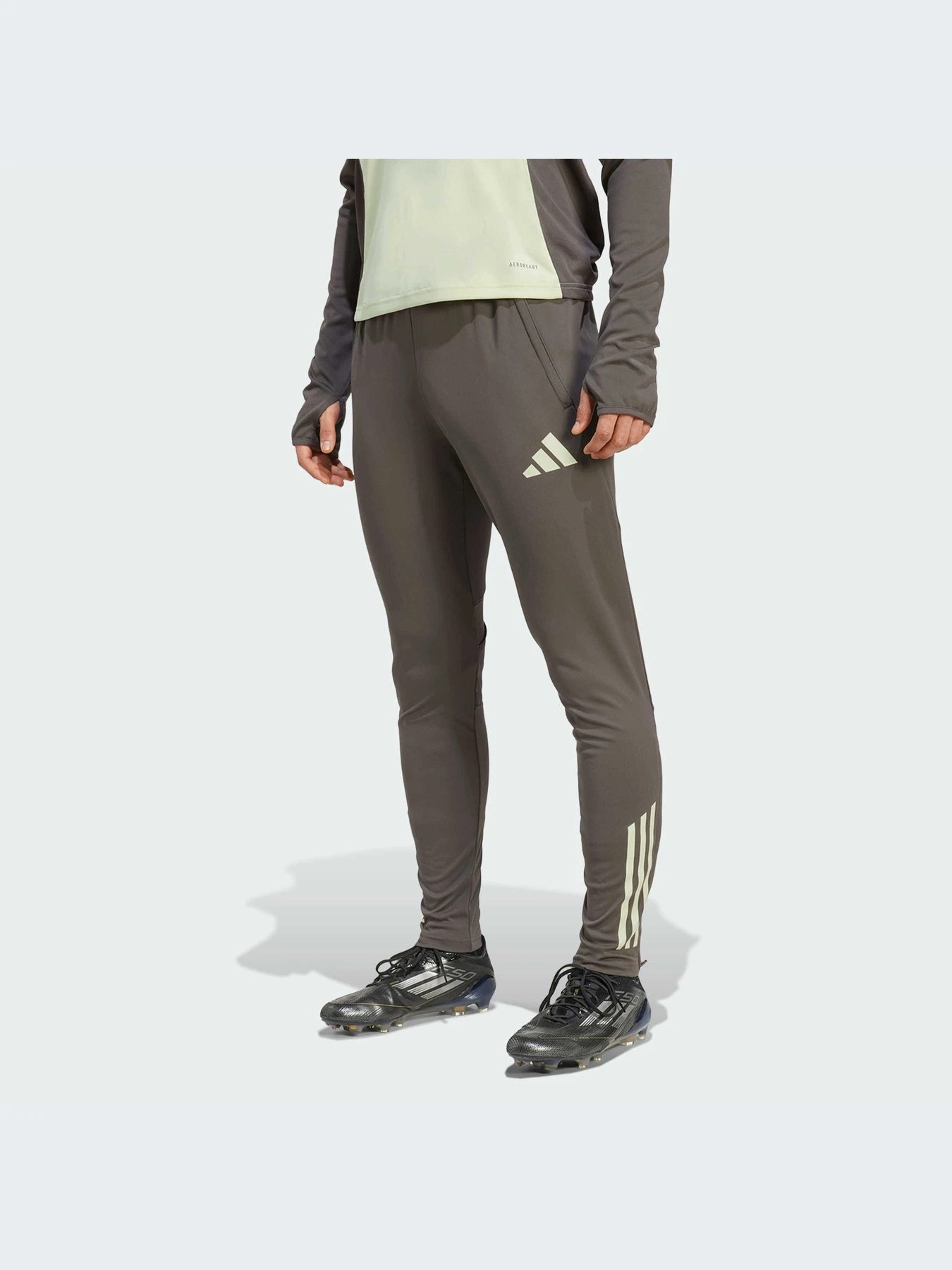 Брюки Adidas Tiro модель JP3983-KZ Брюки Adidas Tiro модель JP3983-KZ Фото