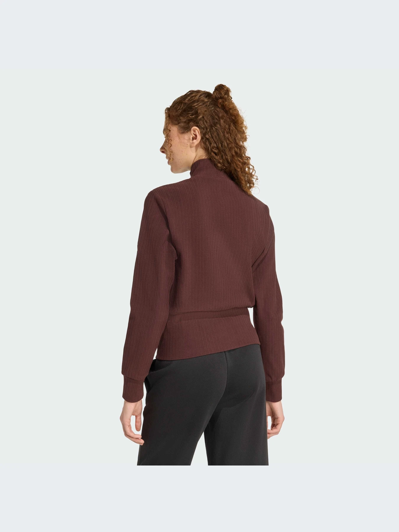 Худи и свитшоты Adidas модель JM5947-KZ Худи и свитшоты Adidas модель JM5947-KZ Фото