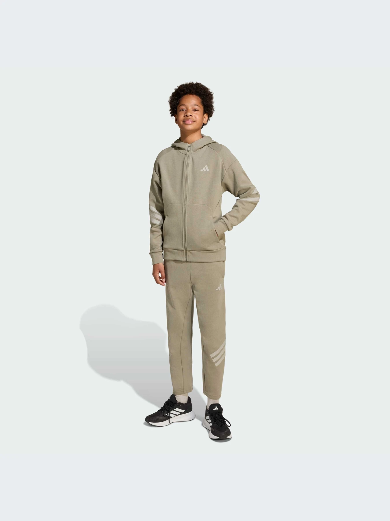 Худи и свитшоты Adidas модель JW7526-KZ Худи и свитшоты Adidas модель JW7526-KZ Фото