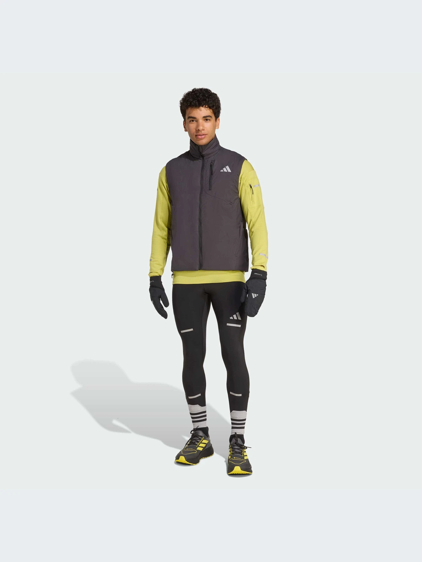 Куртки и дубленки Adidas модель JM5715-KZ Куртки и дубленки Adidas модель JM5715-KZ Фото