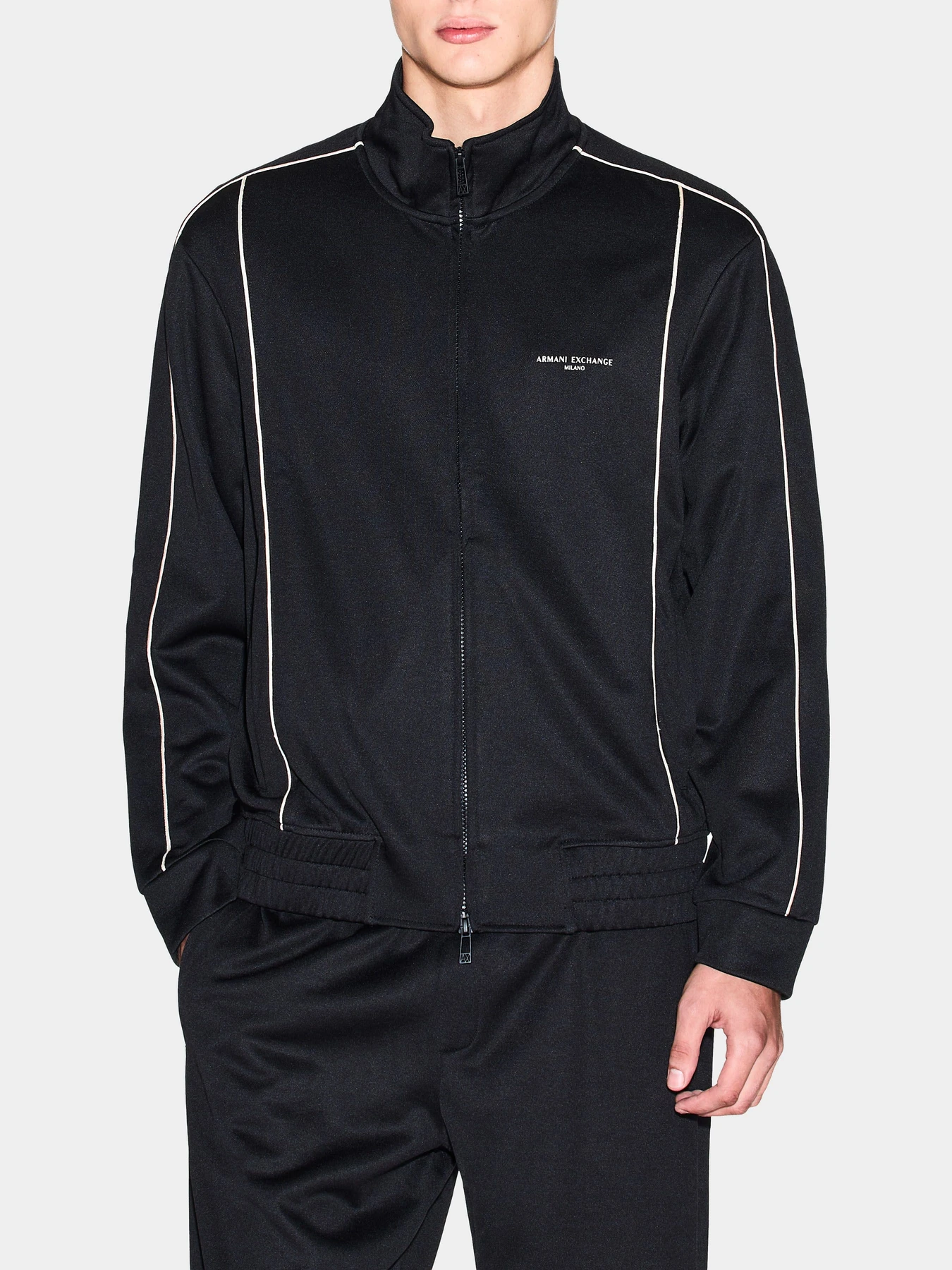 Худи и свитшоты Armani Exchange модель XM001357-AF16278-UC001 Худи и свитшоты Armani Exchange модель XM001357-AF16278-UC001 Фото