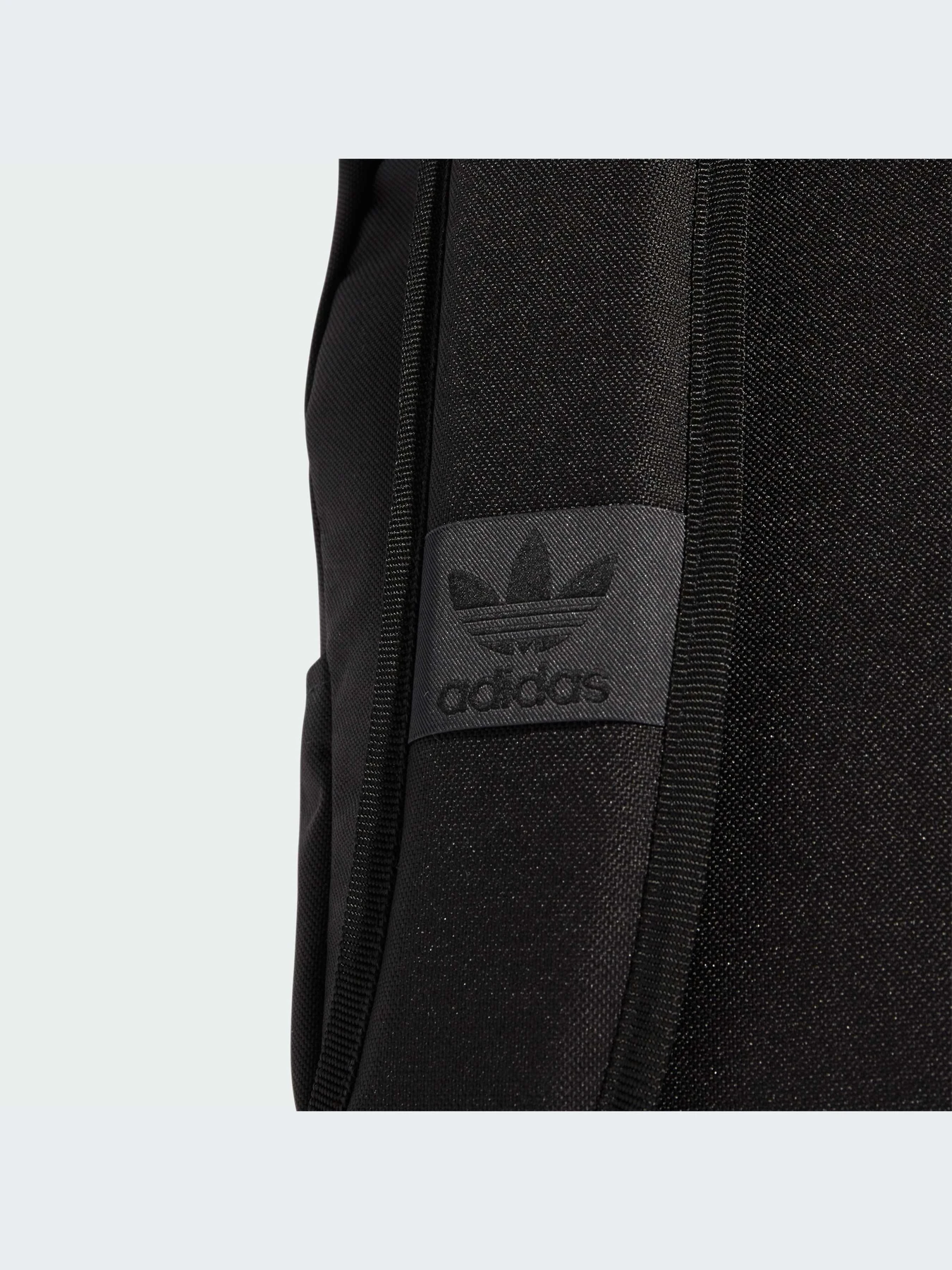 Рюкзаки Adidas Graphics модель IX6832-KZ Рюкзаки Adidas Graphics модель IX6832-KZ Фото