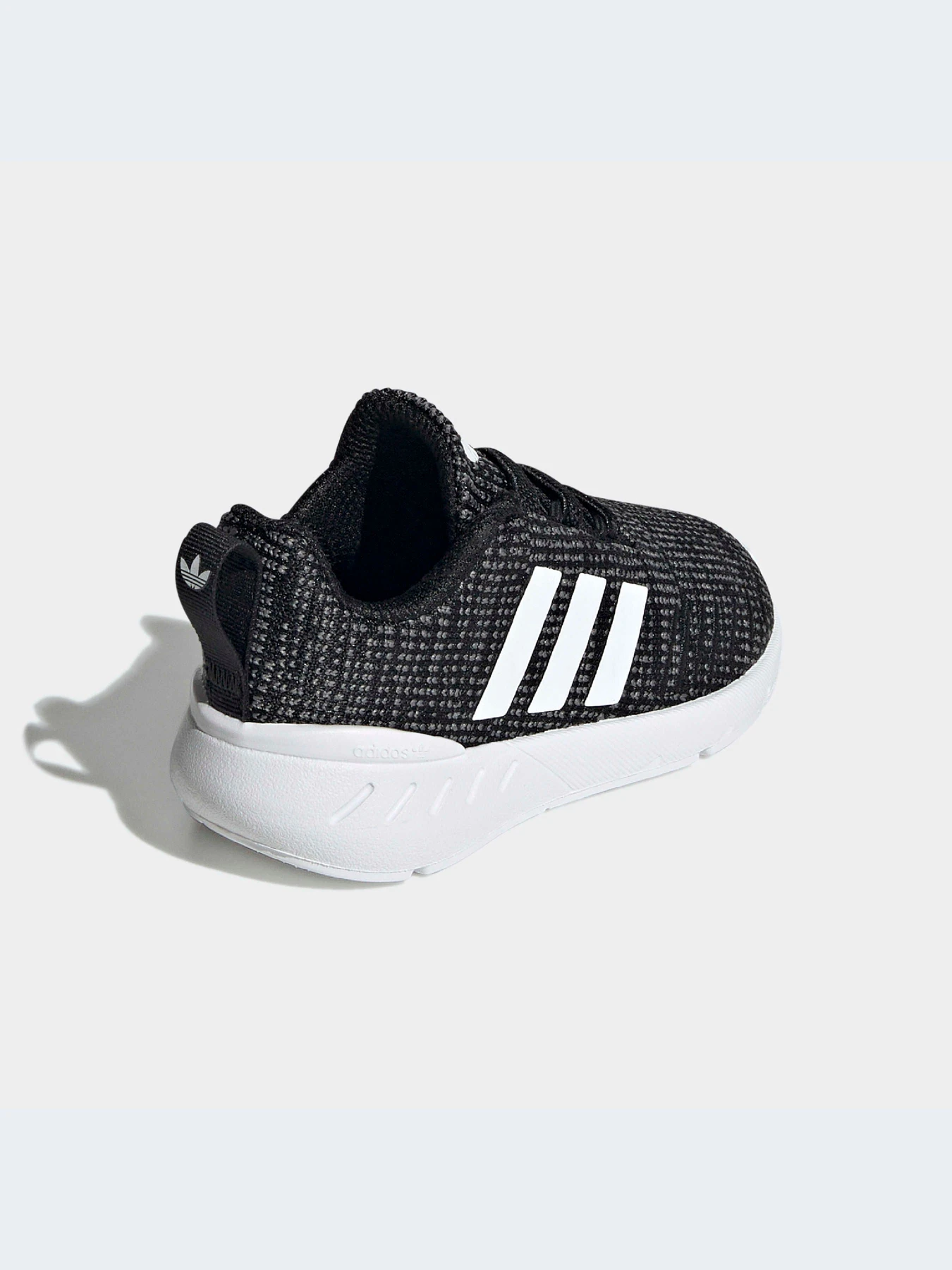 Кроссовки Adidas Swift модель GW8184-KZ Кроссовки Adidas Swift модель GW8184-KZ Фото