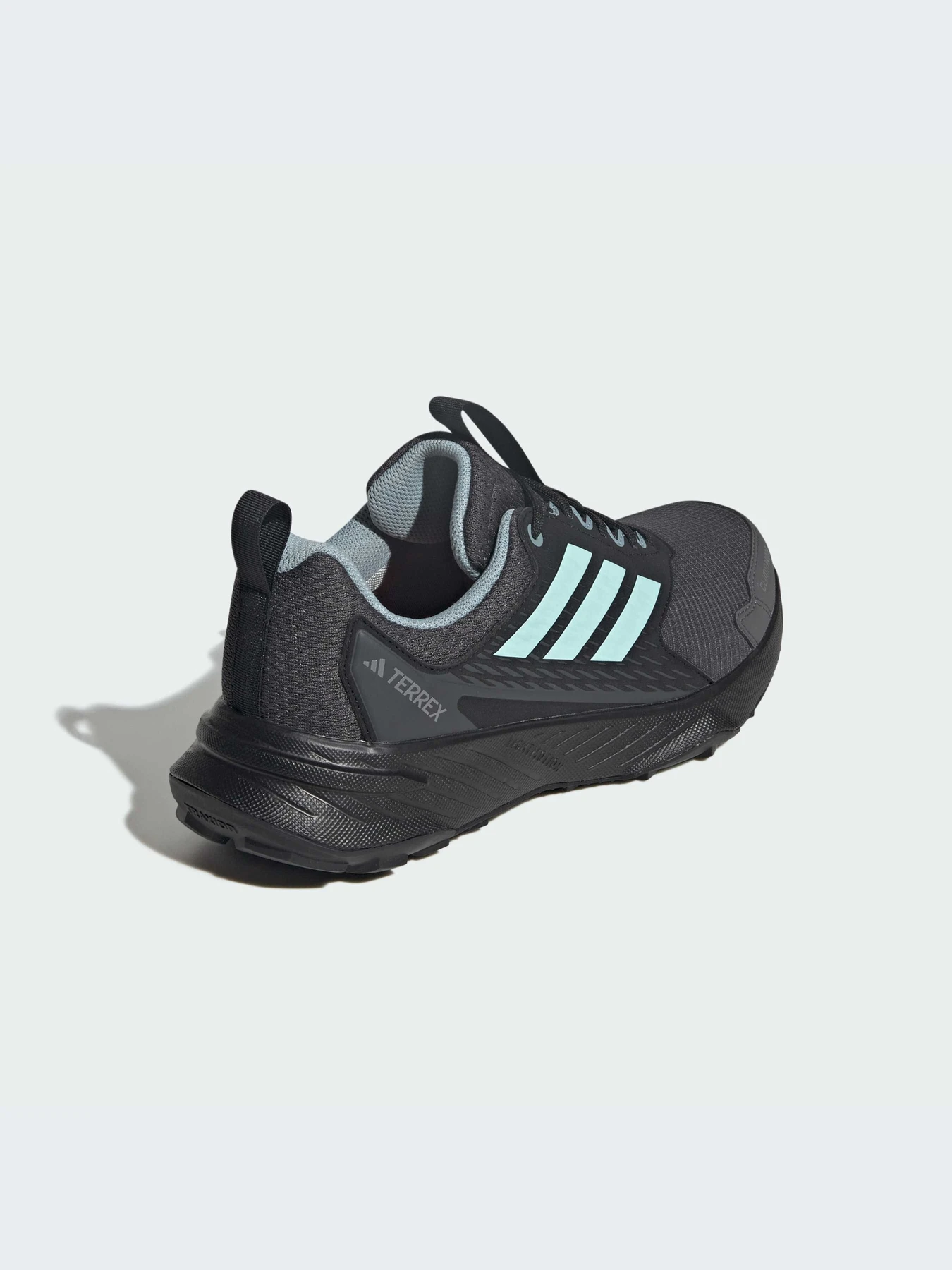 Кроссовки Adidas модель JI0278-KZ Кроссовки Adidas модель JI0278-KZ Фото