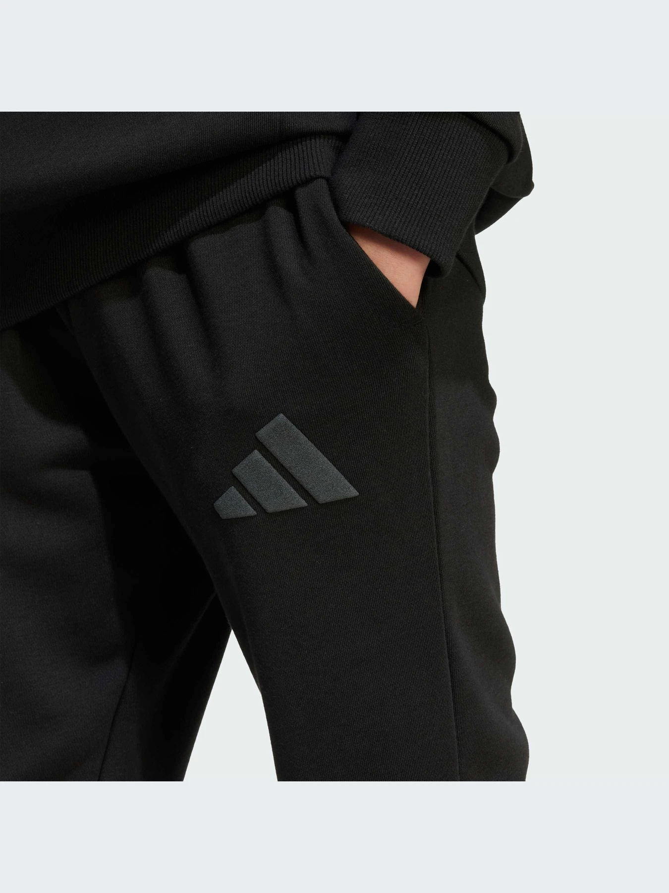 Брюки Adidas модель JN2147-KZ Брюки Adidas модель JN2147-KZ Фото